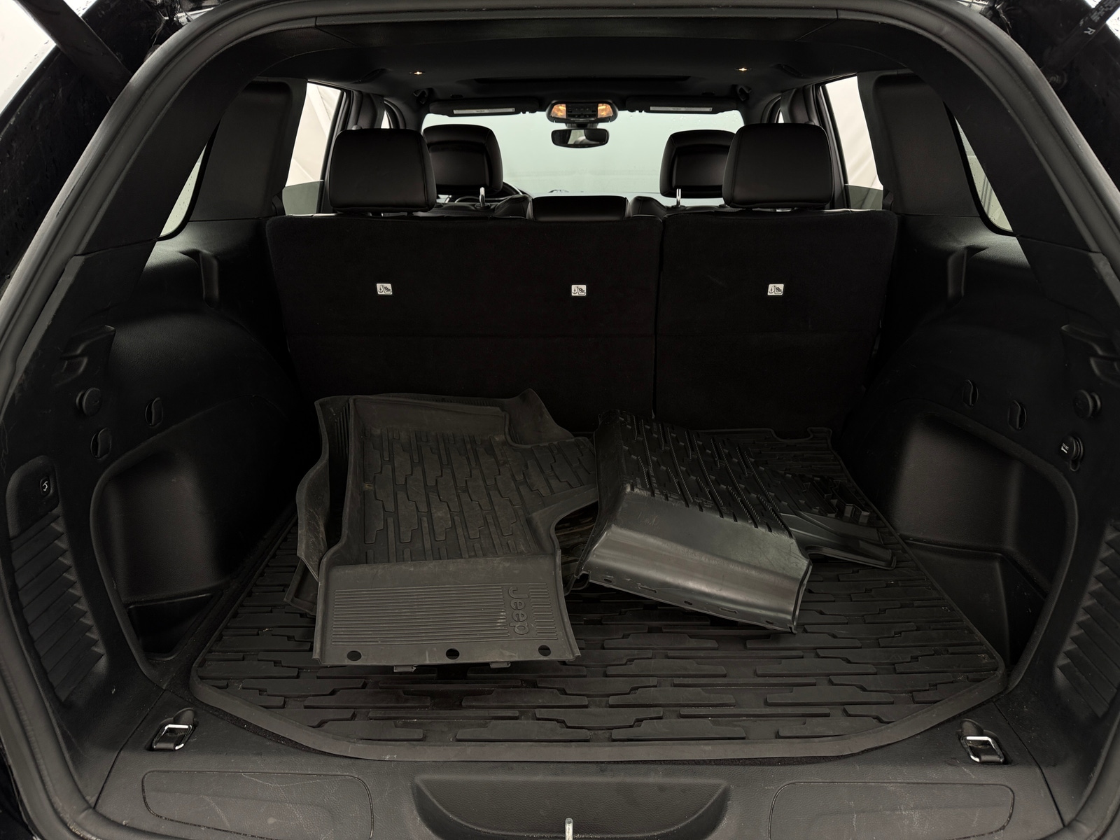 Thumbnail: 2021 Jeep Grand Cherokee - 6