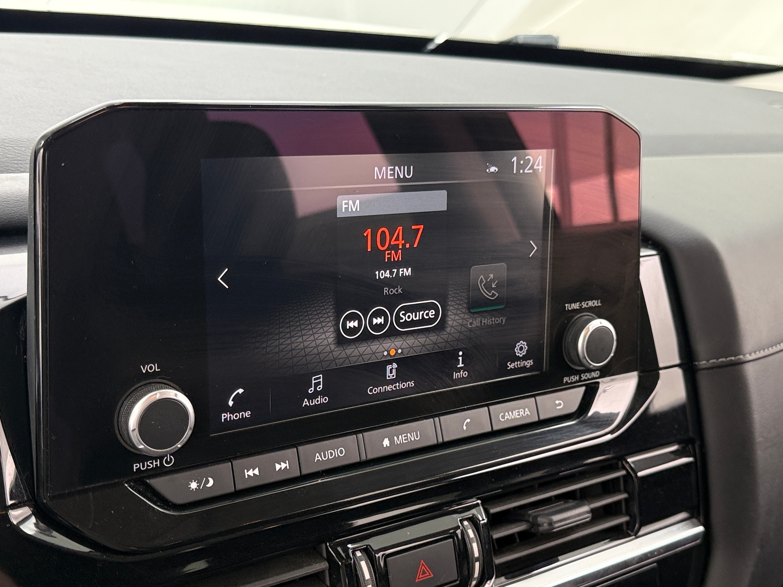 Thumbnail: 2023 Nissan Pathfinder - 4