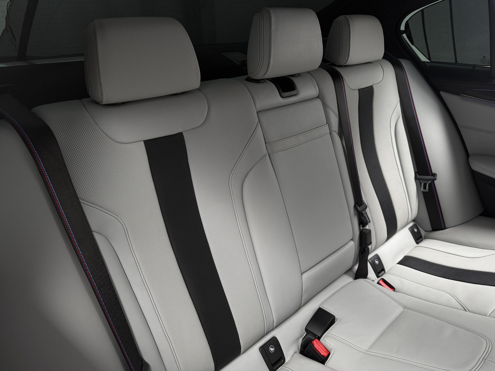 Thumbnail: 2021 BMW M5 - 5