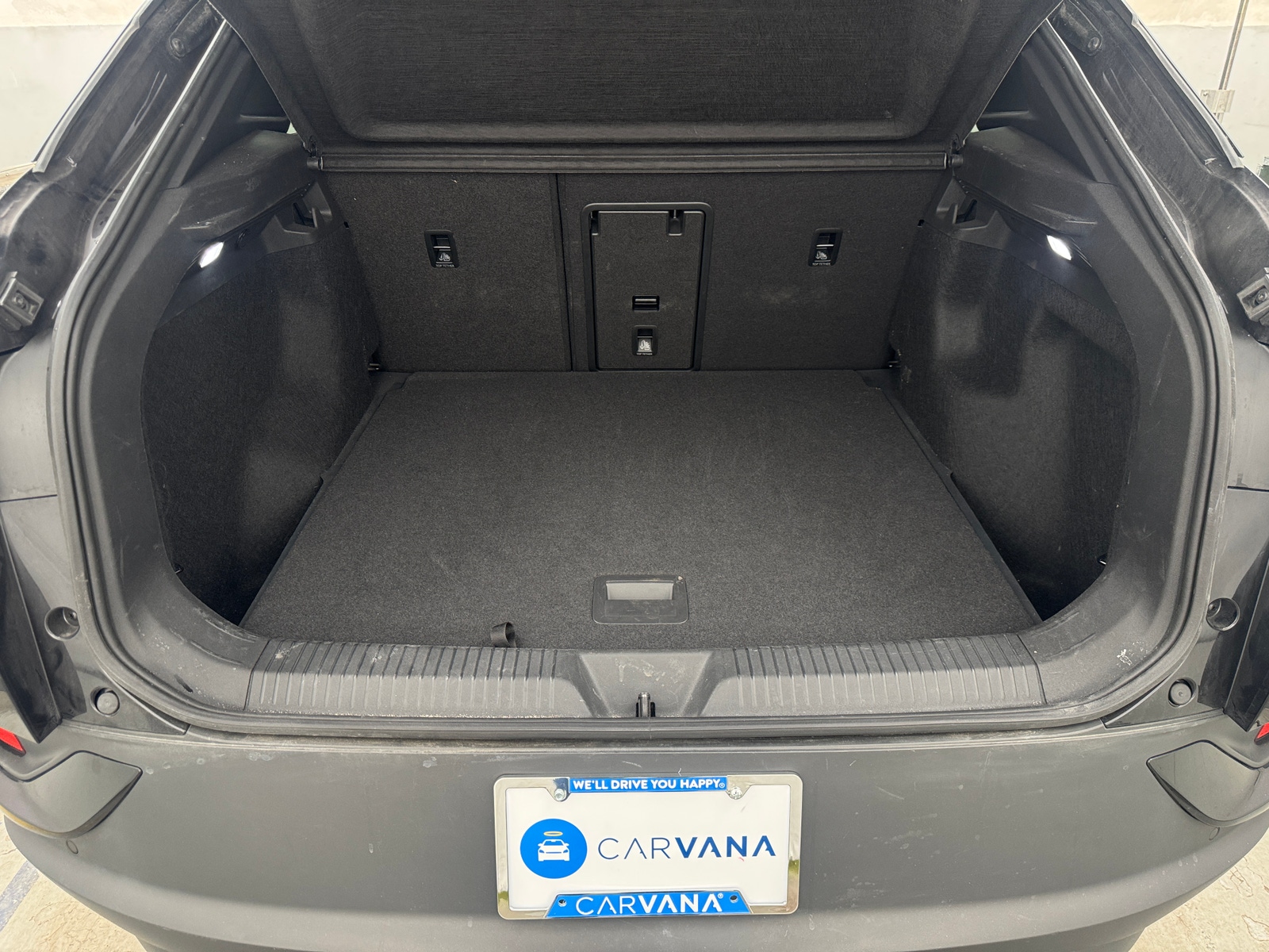 Thumbnail: 2023 Volkswagen ID.4 - 6