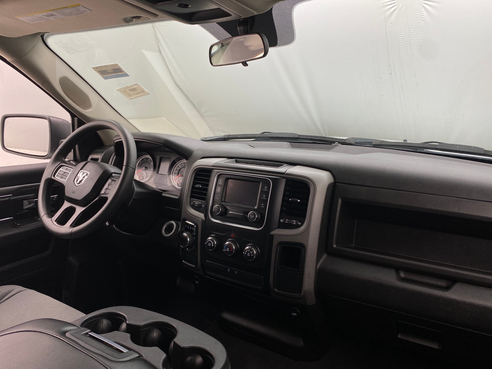 Thumbnail: 2022 RAM 1500 Classic - 3