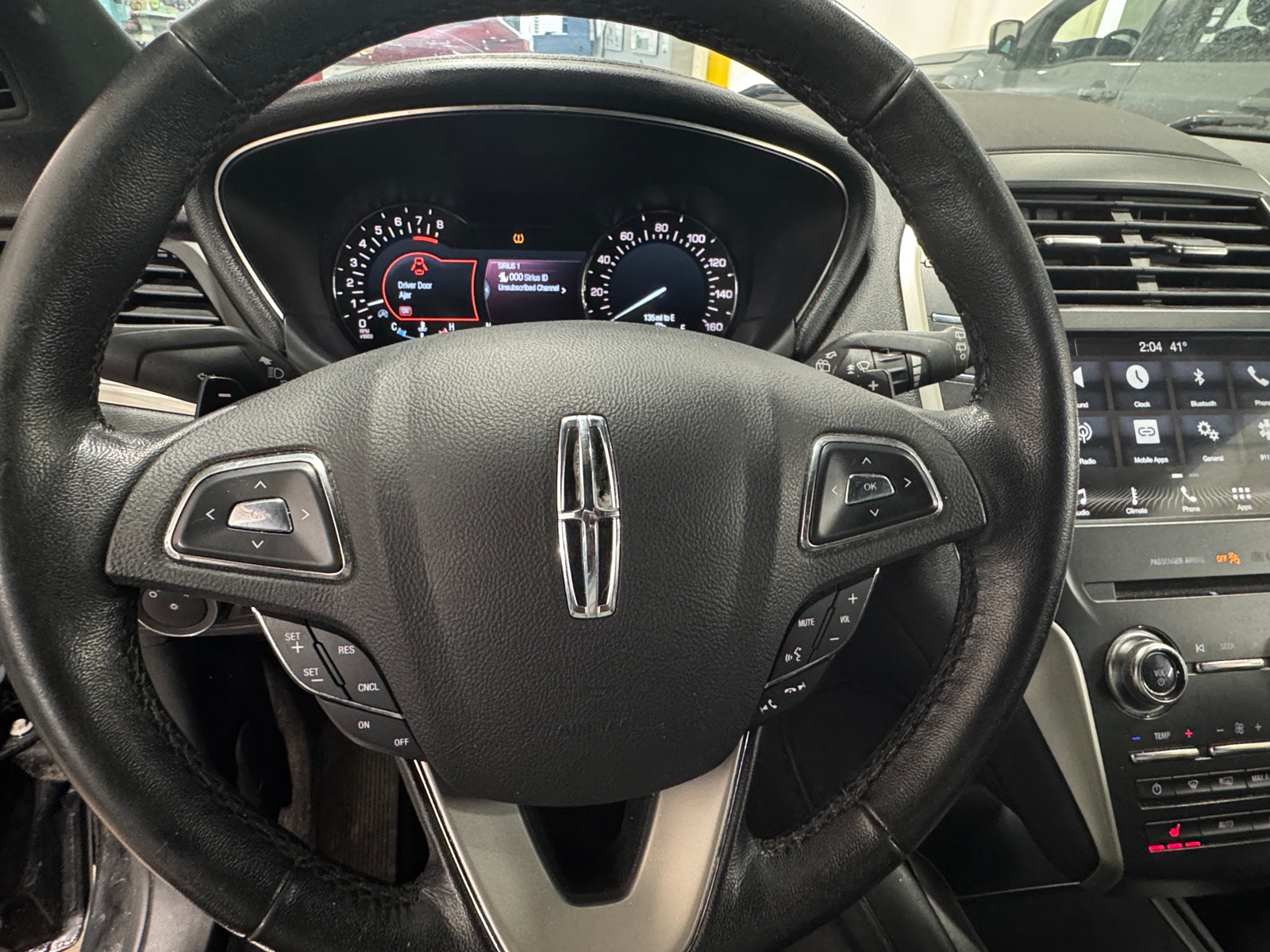 Thumbnail: 2018 Lincoln MKC - 4