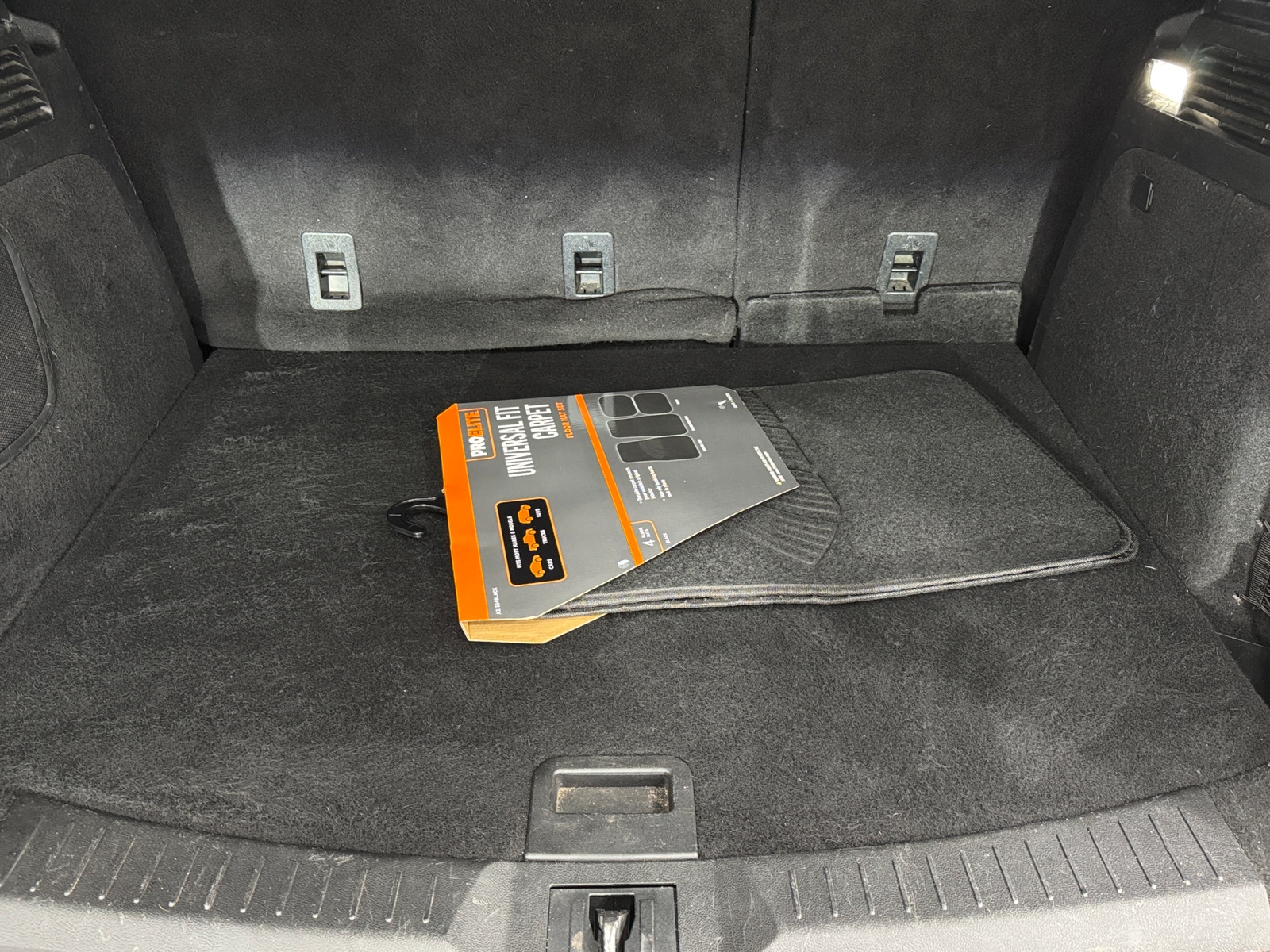 Thumbnail: 2018 Lincoln MKC - 6