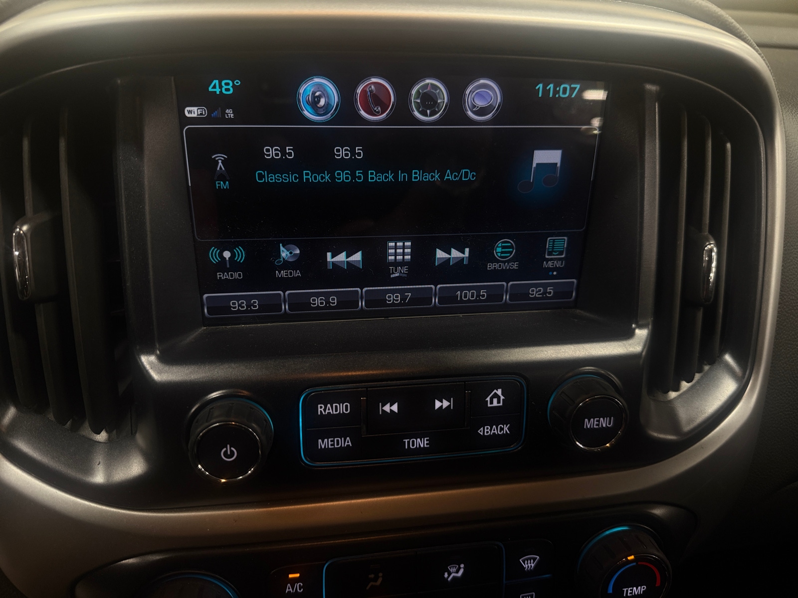 Thumbnail: 2017 Chevrolet Colorado - 4