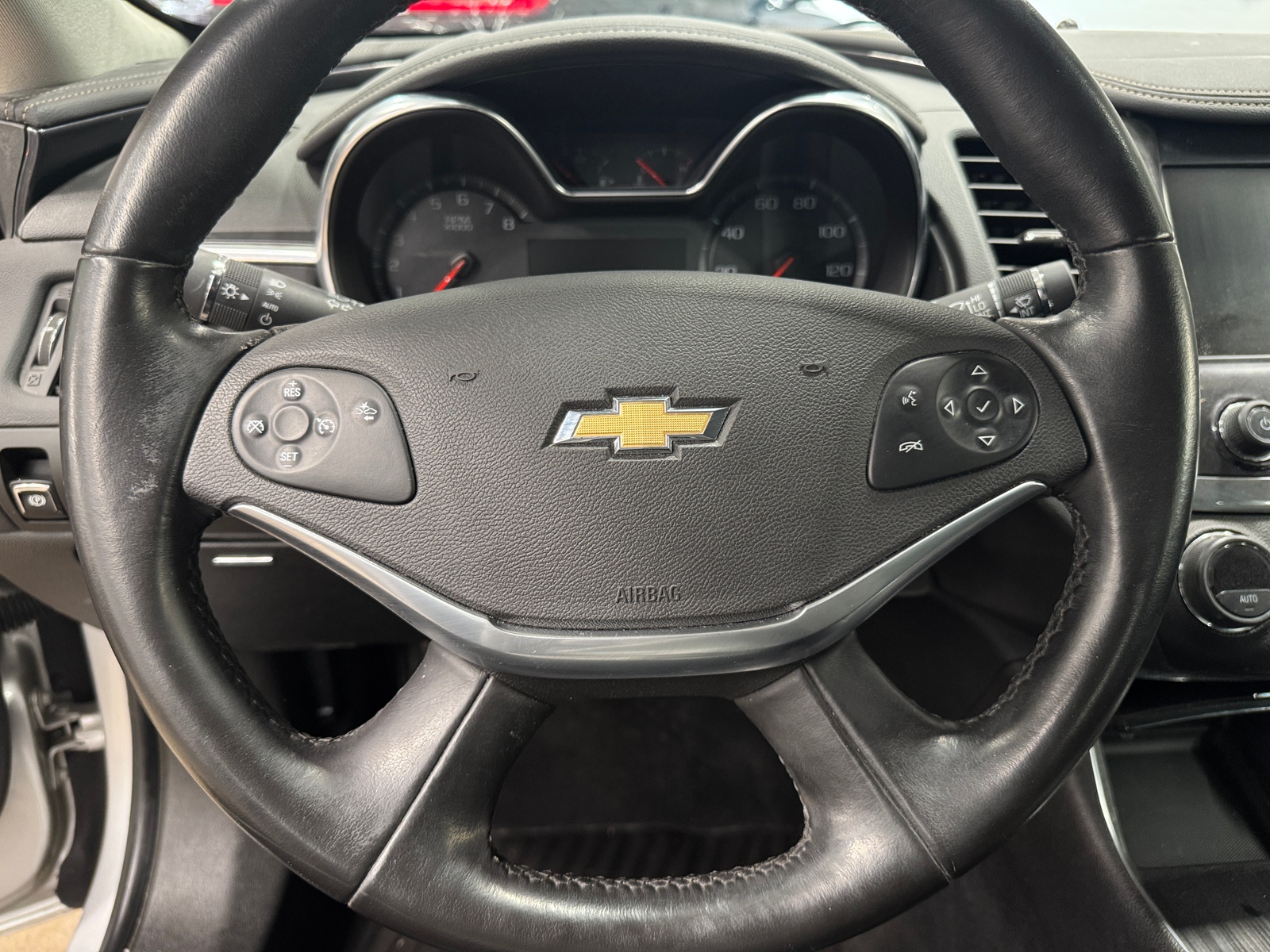 Thumbnail: 2017 Chevrolet Impala - 5