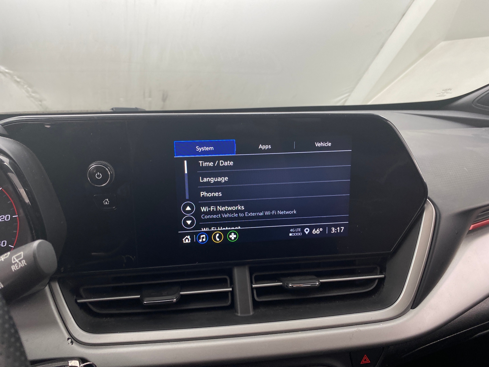 Thumbnail: 2024 Chevrolet Trax - 4