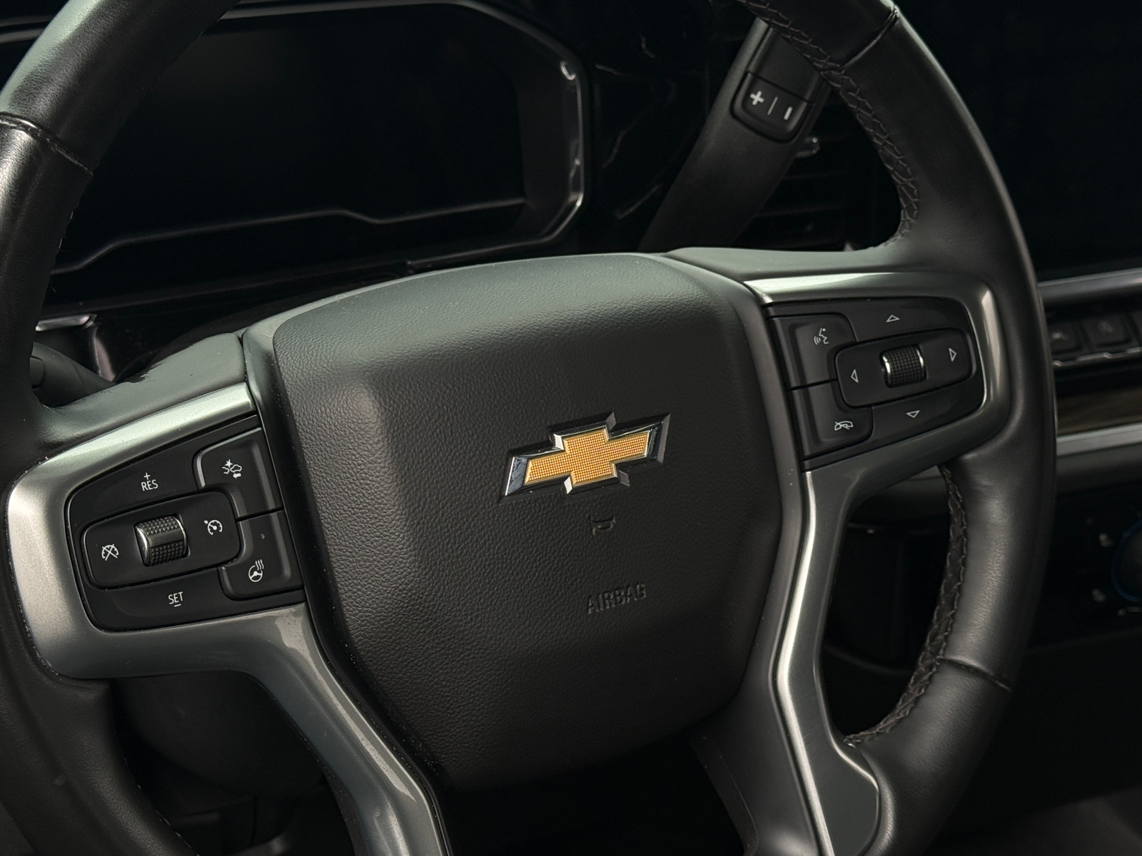 Thumbnail: 2023 Chevrolet Silverado 1500 - 5