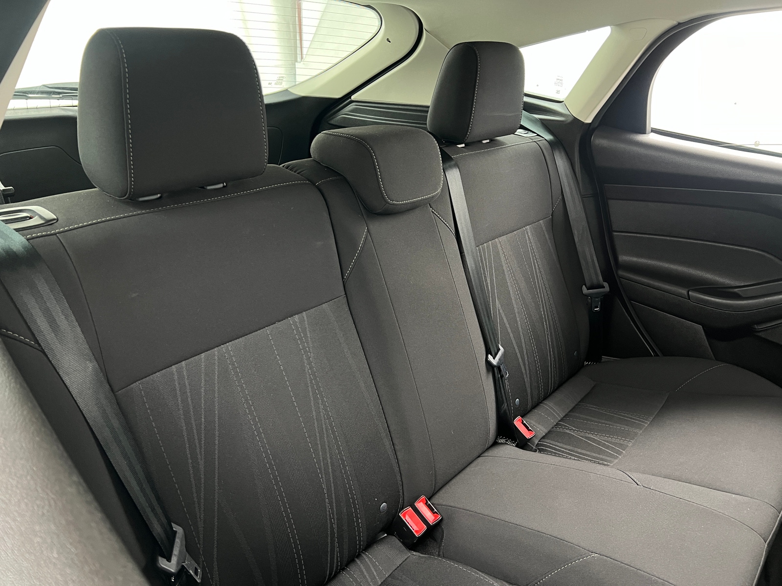 Thumbnail: 2016 Ford Focus - 6