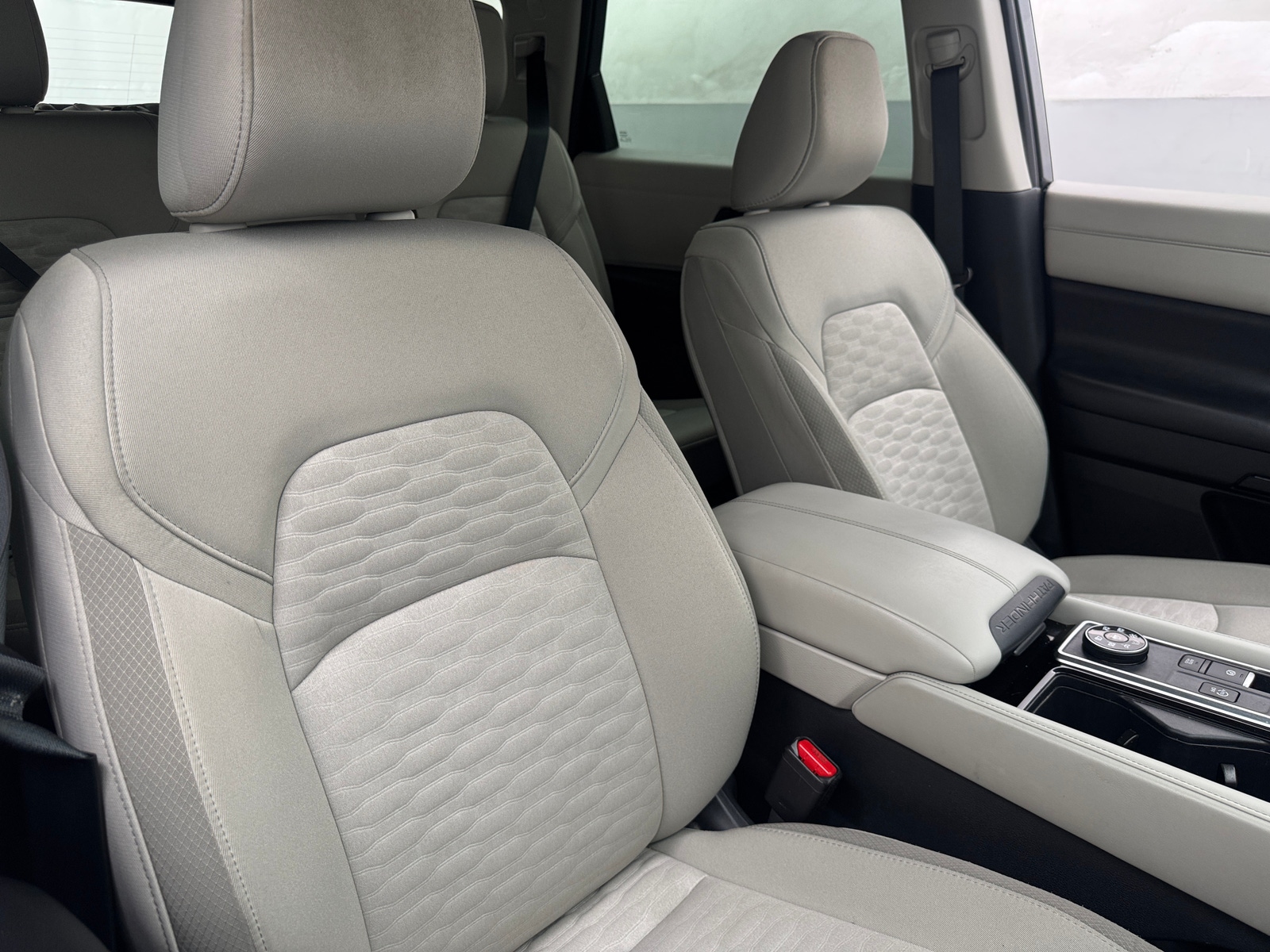 Thumbnail: 2024 Nissan Pathfinder - 2