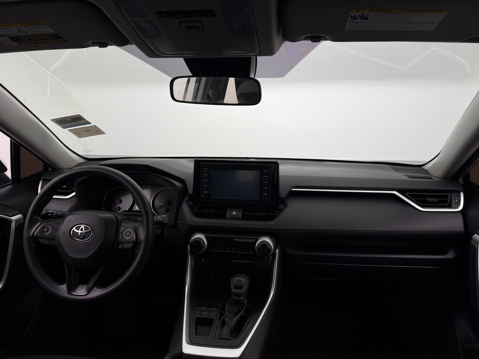 Thumbnail: 2019 Toyota RAV4 - 3