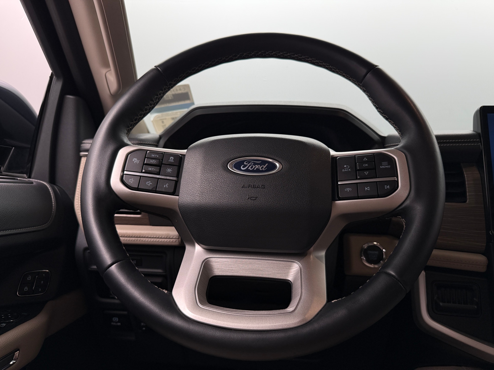 Thumbnail: 2022 Ford Expedition MAX - 4