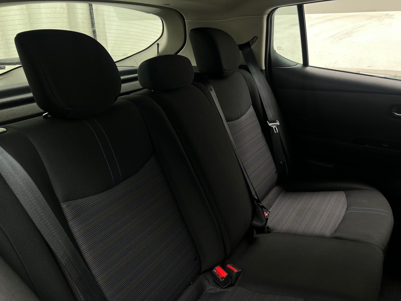 Thumbnail: 2020 Nissan Leaf - 6