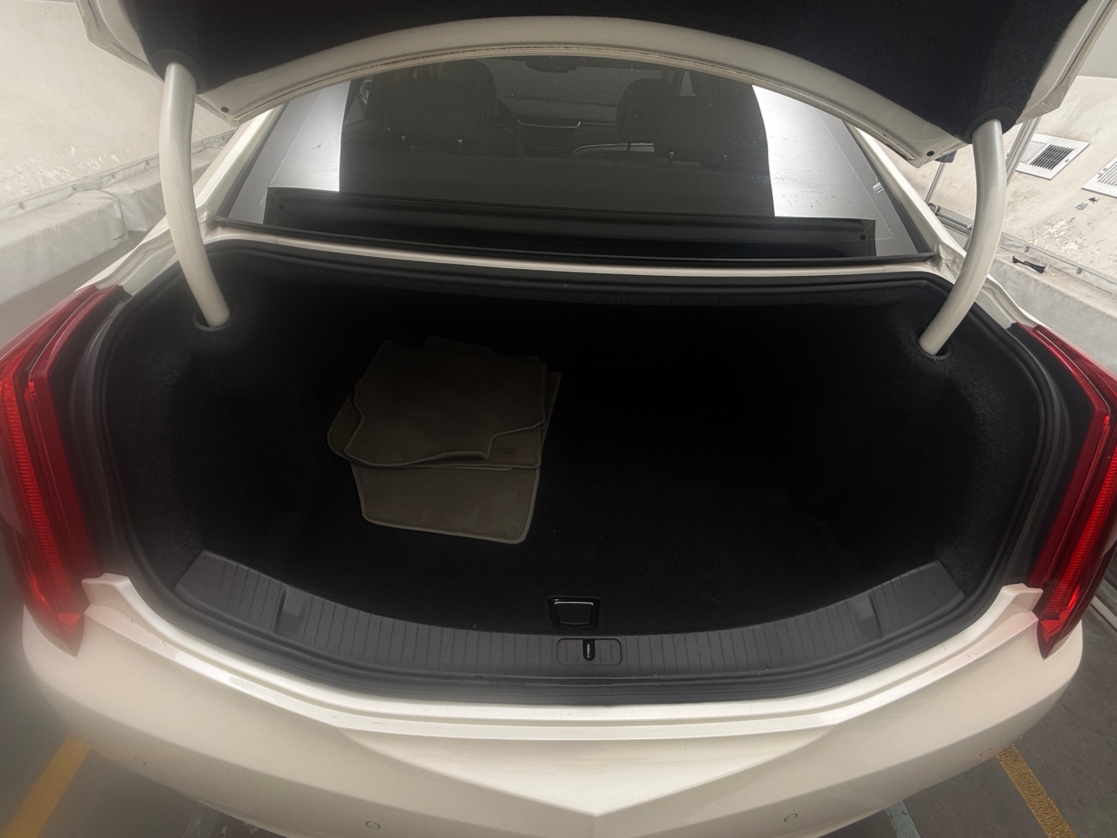 Thumbnail: 2013 Cadillac XTS - 6