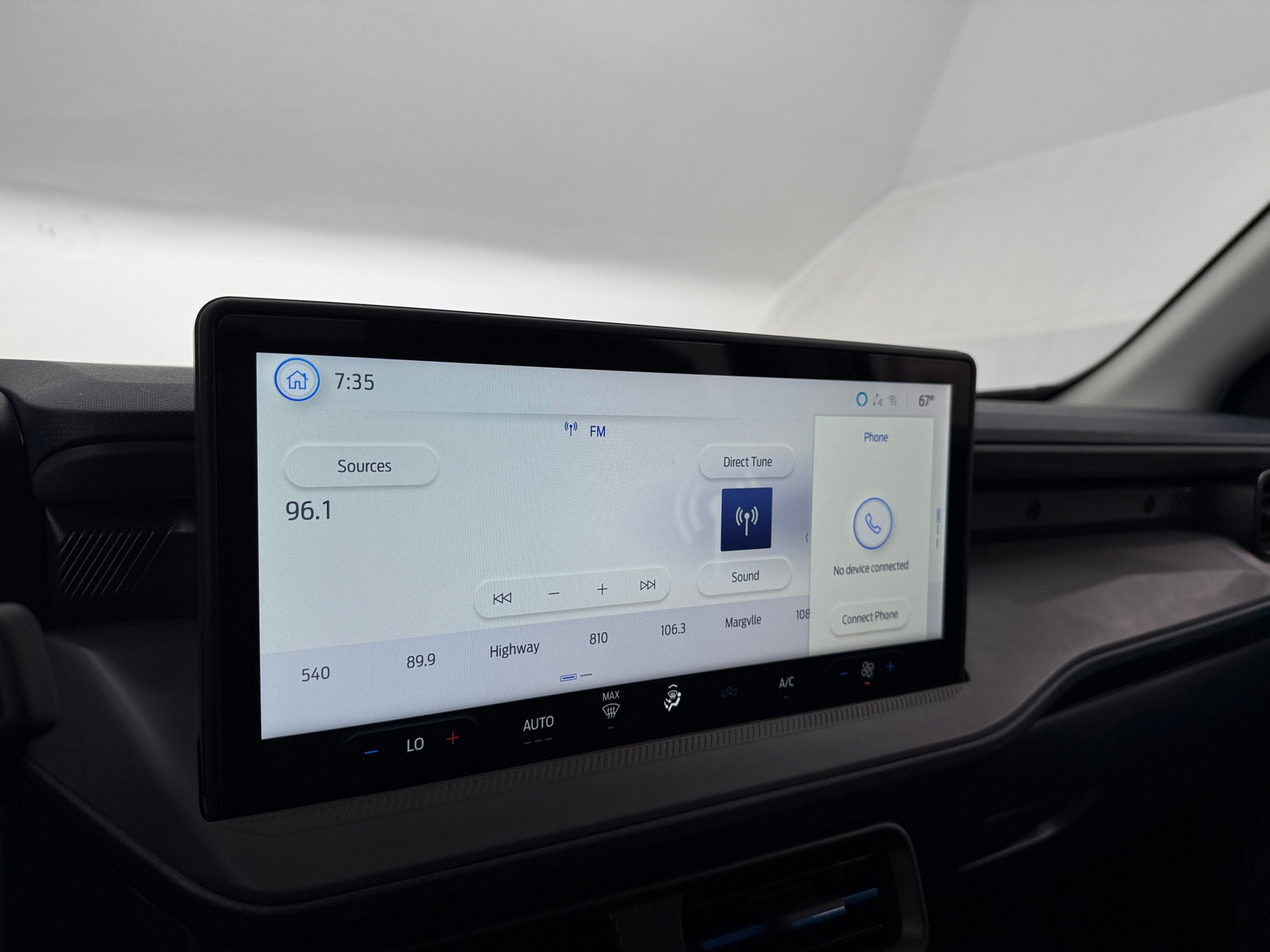 Thumbnail: 2025 Ford Maverick - 3