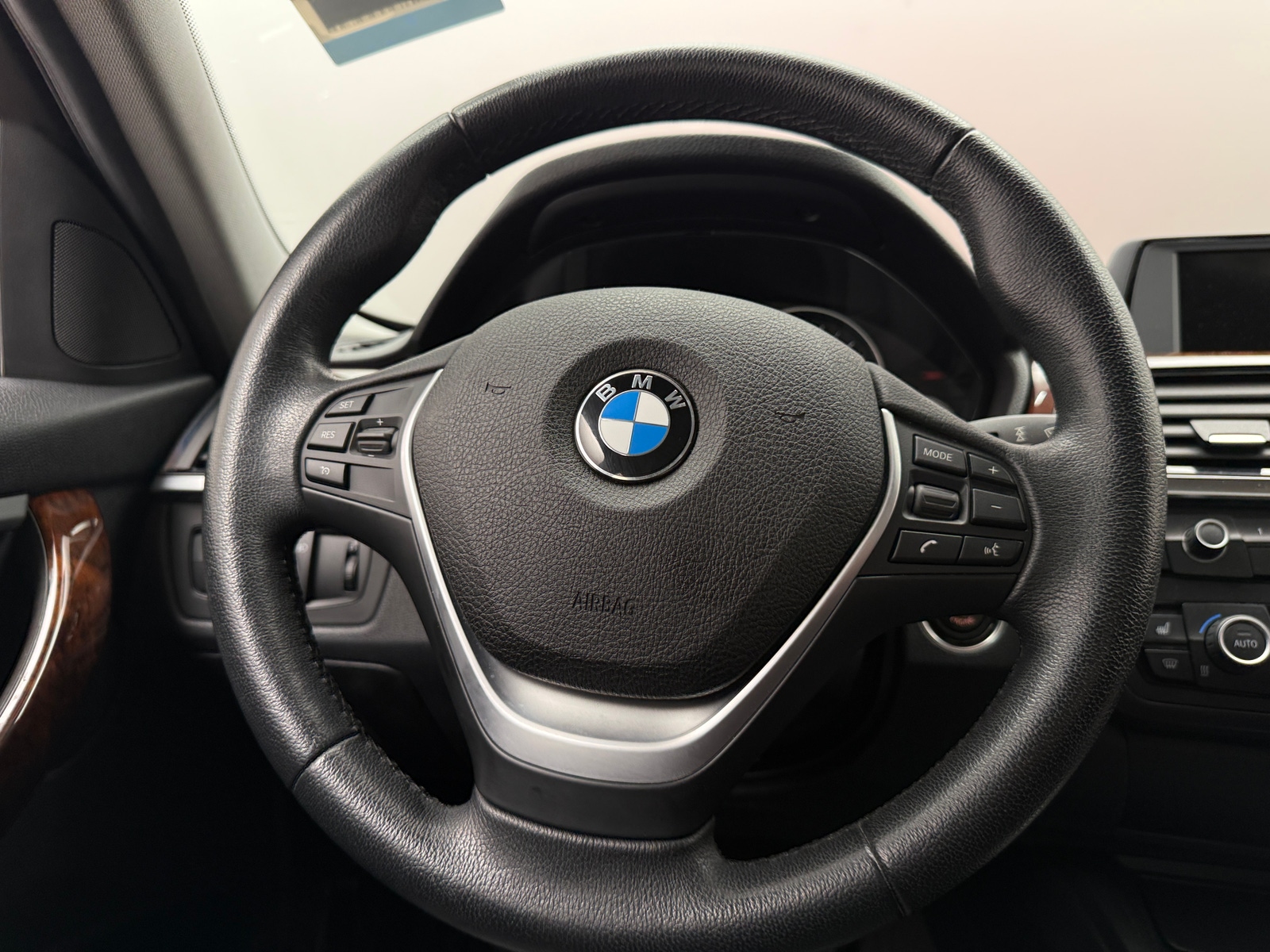 Thumbnail: 2014 BMW 3 Series - 4