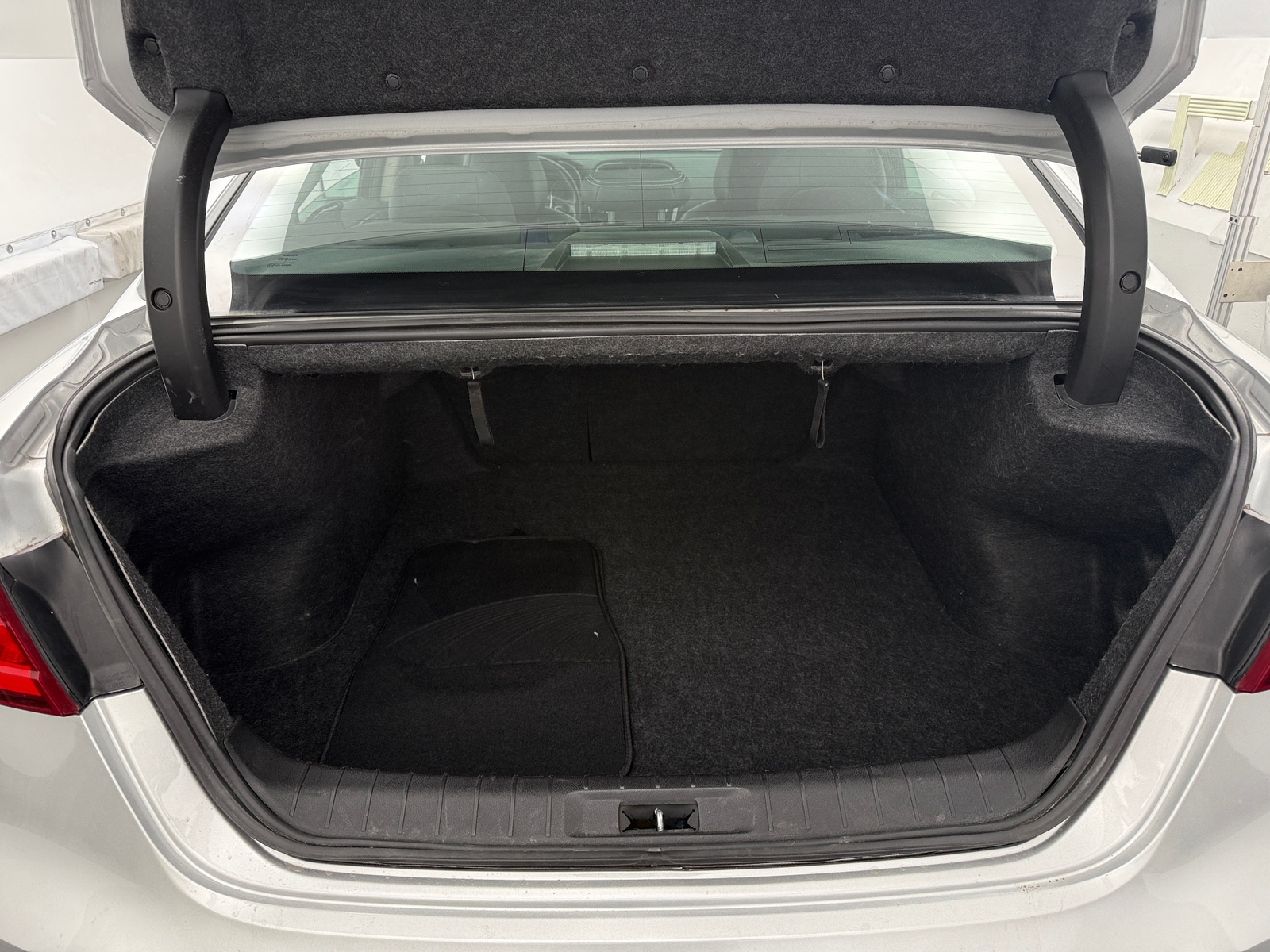 Thumbnail: 2016 Nissan Maxima - 6