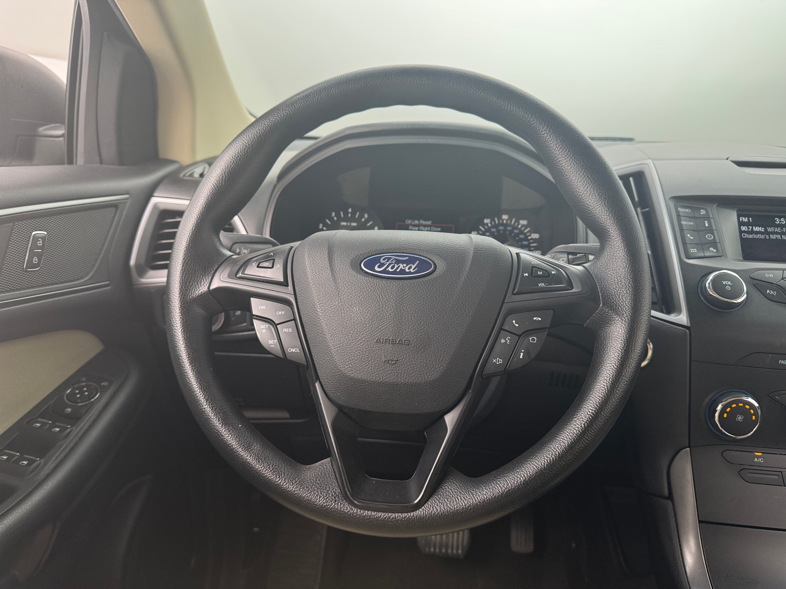Thumbnail: 2019 Ford Edge - 5