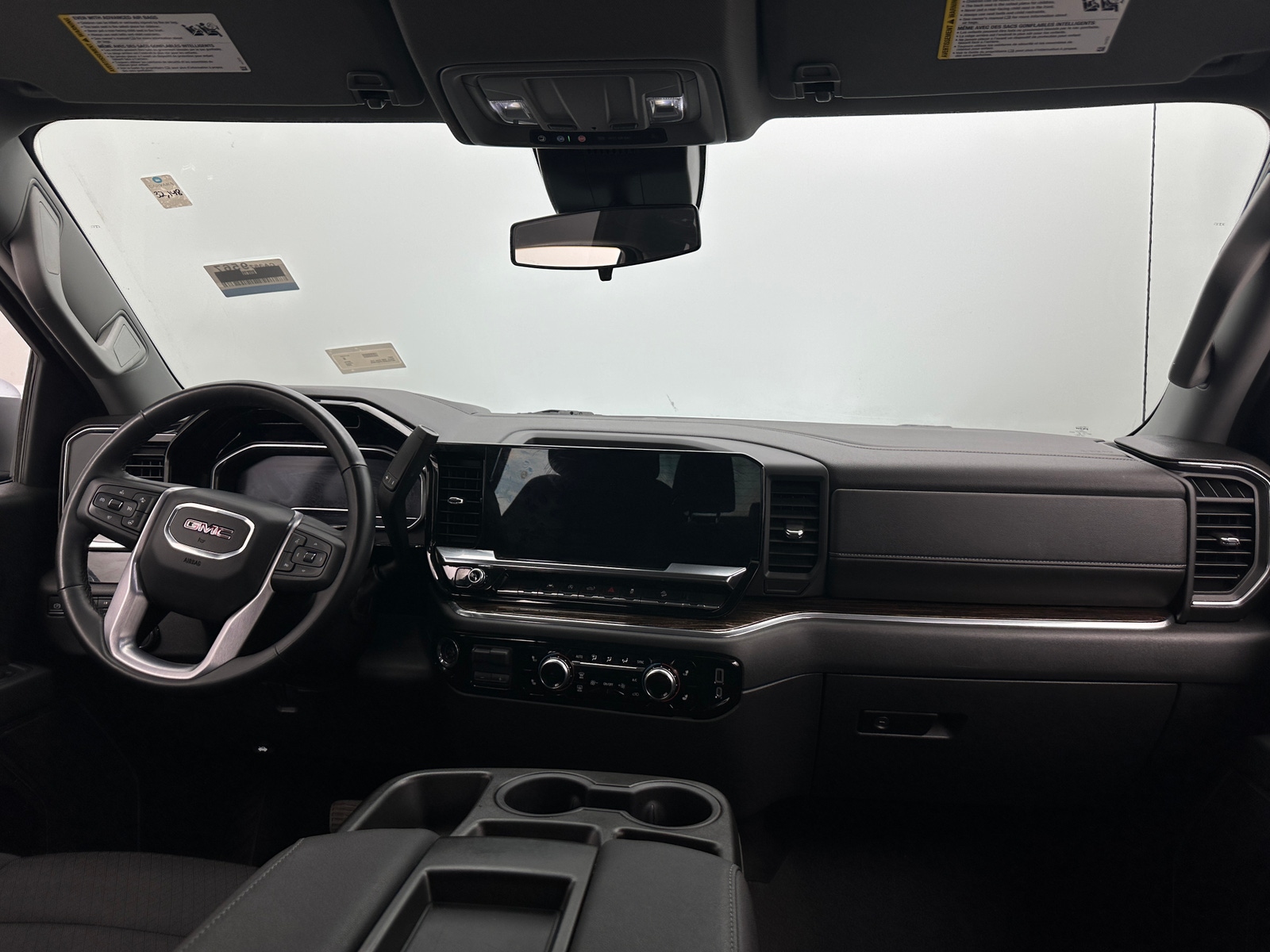 Thumbnail: 2023 GMC Sierra 1500 - 3