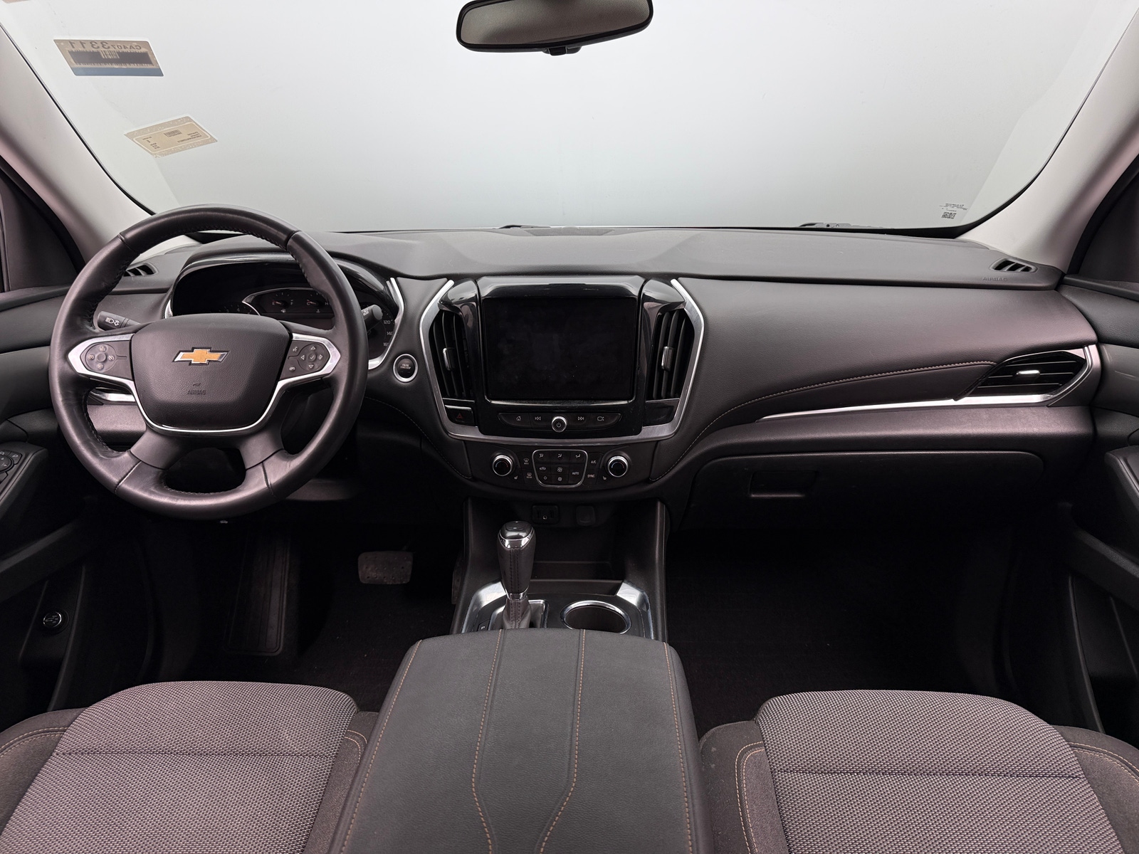 Thumbnail: 2018 Chevrolet Traverse - 3