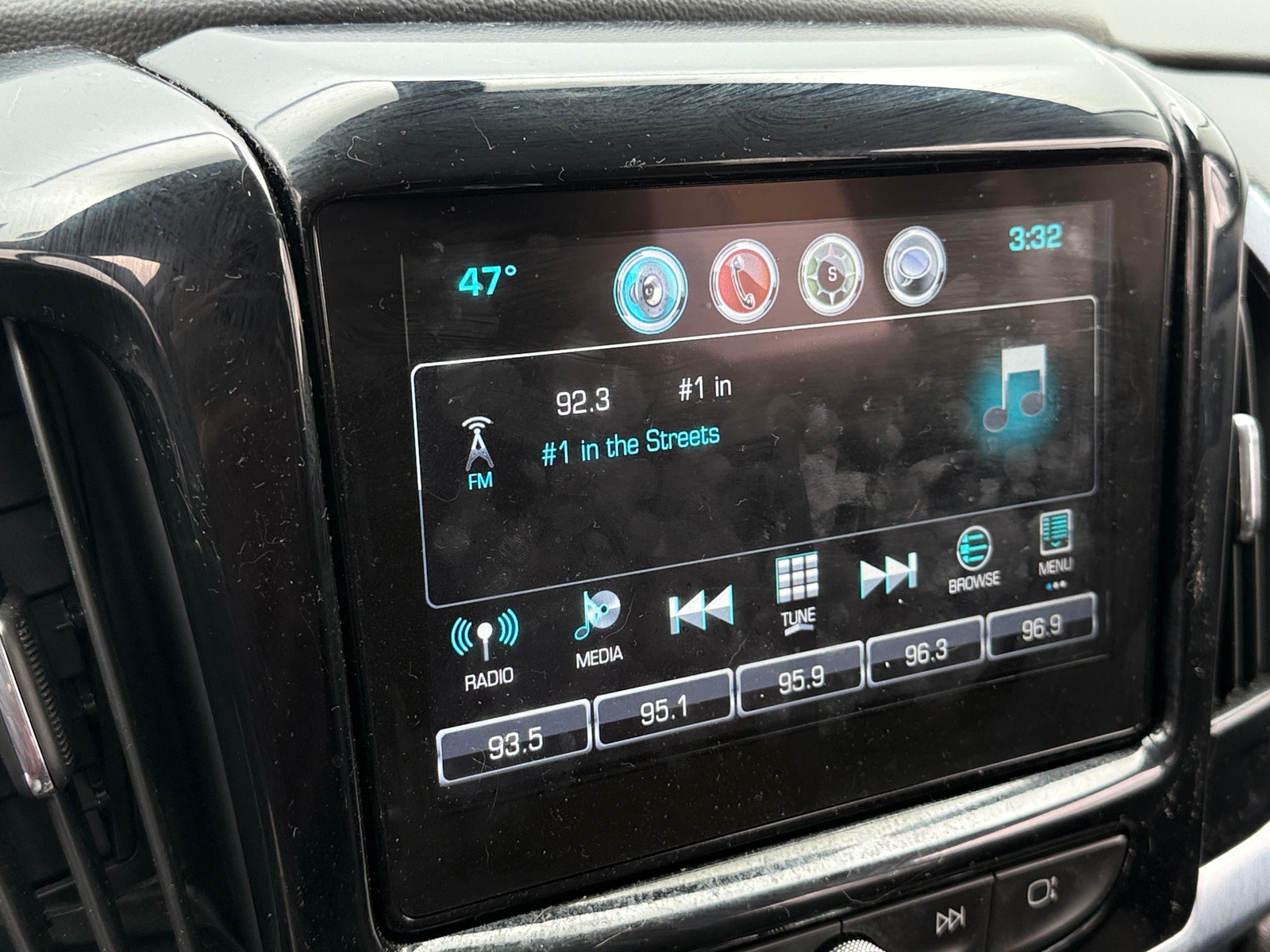 Thumbnail: 2018 Chevrolet Traverse - 4