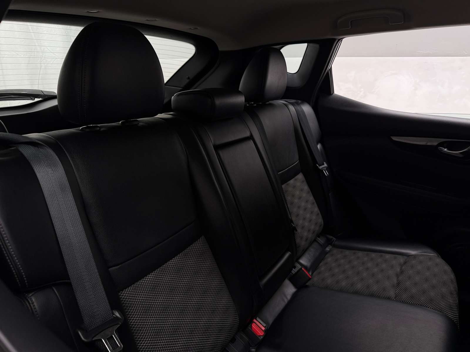 Thumbnail: 2022 Nissan Rogue Sport - 6