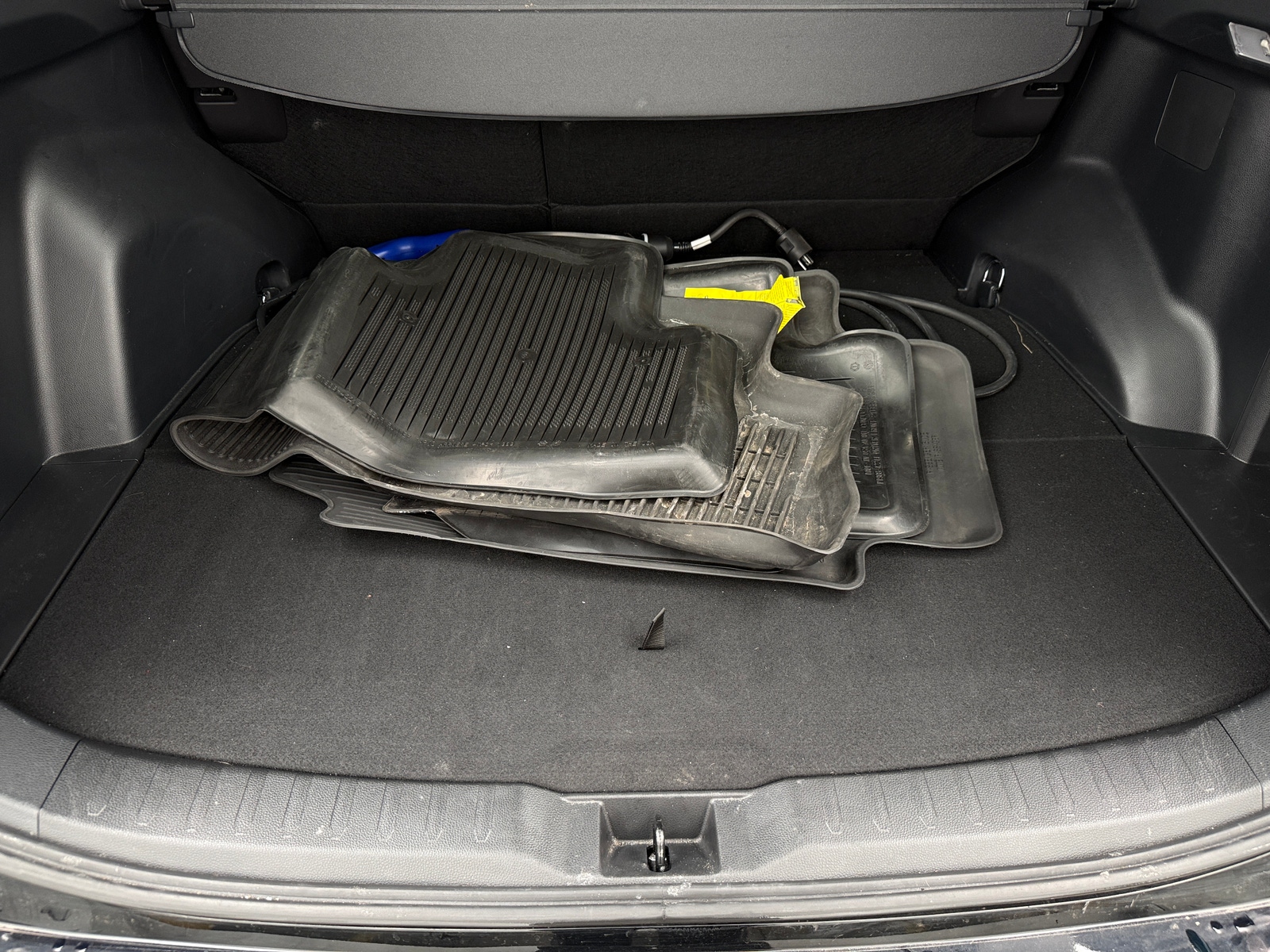 Thumbnail: 2021 Toyota RAV4 - 7