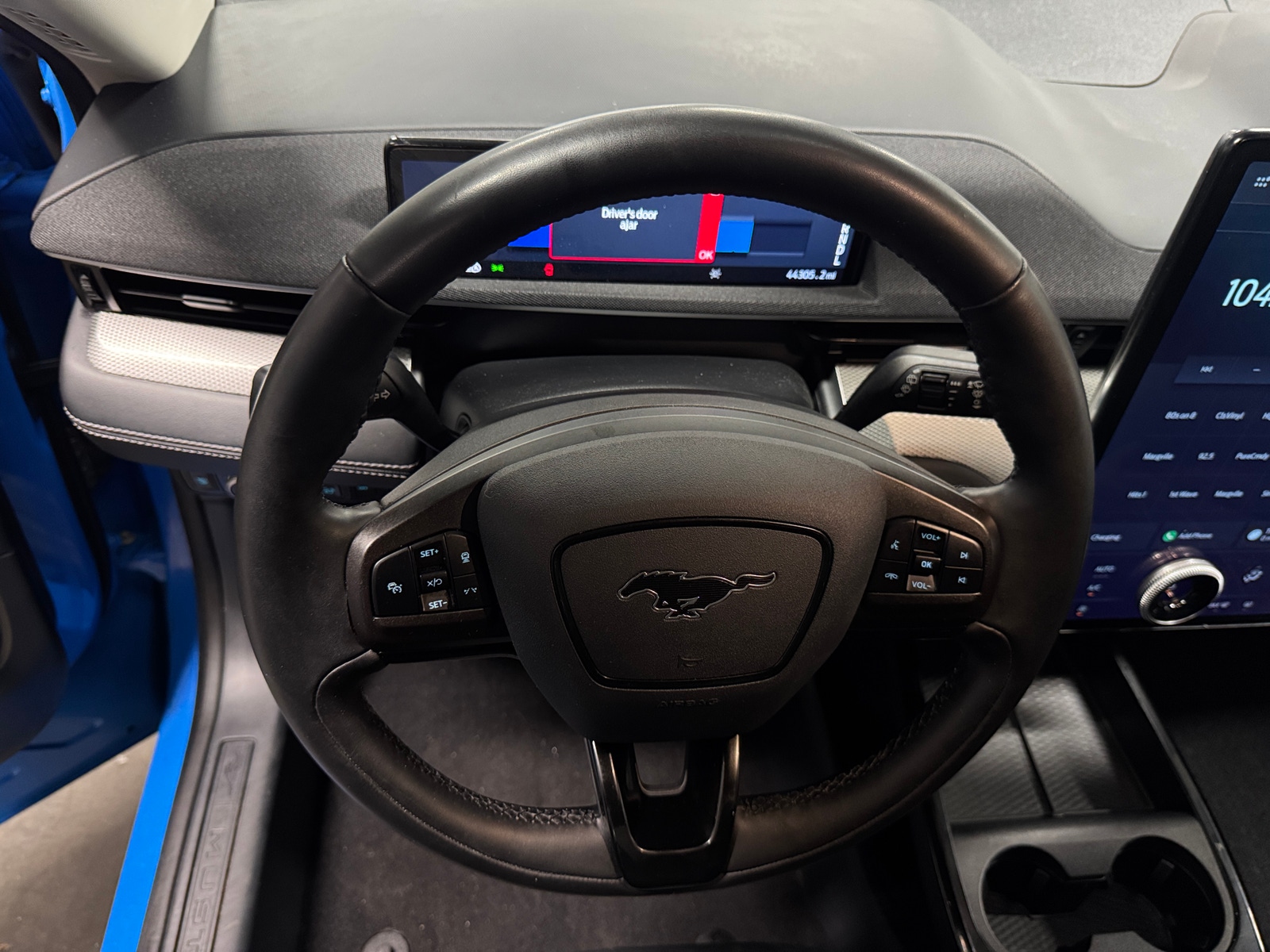 Thumbnail: 2022 Ford Mustang Mach-E - 4