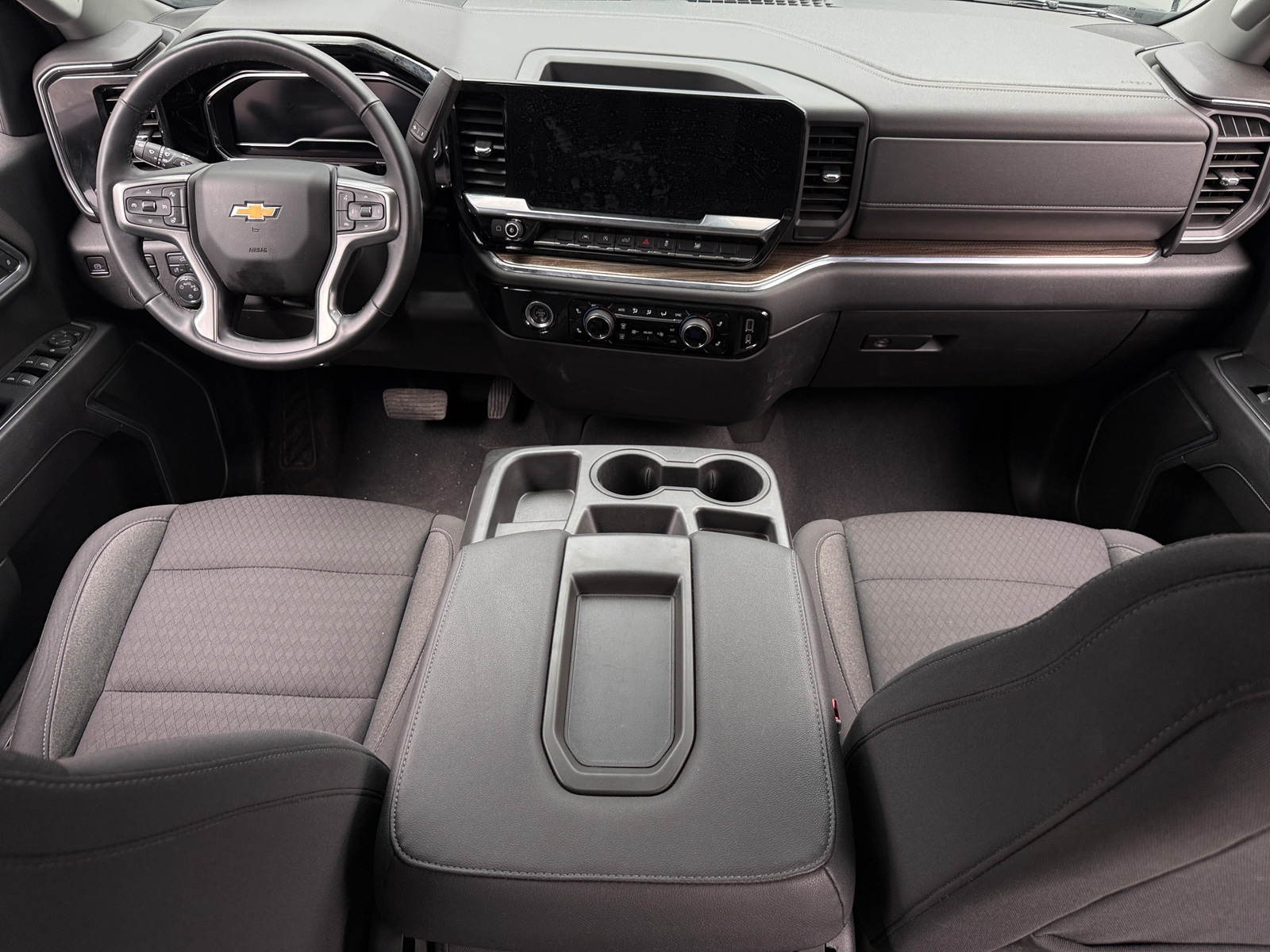 Thumbnail: 2023 Chevrolet Silverado 1500 - 3