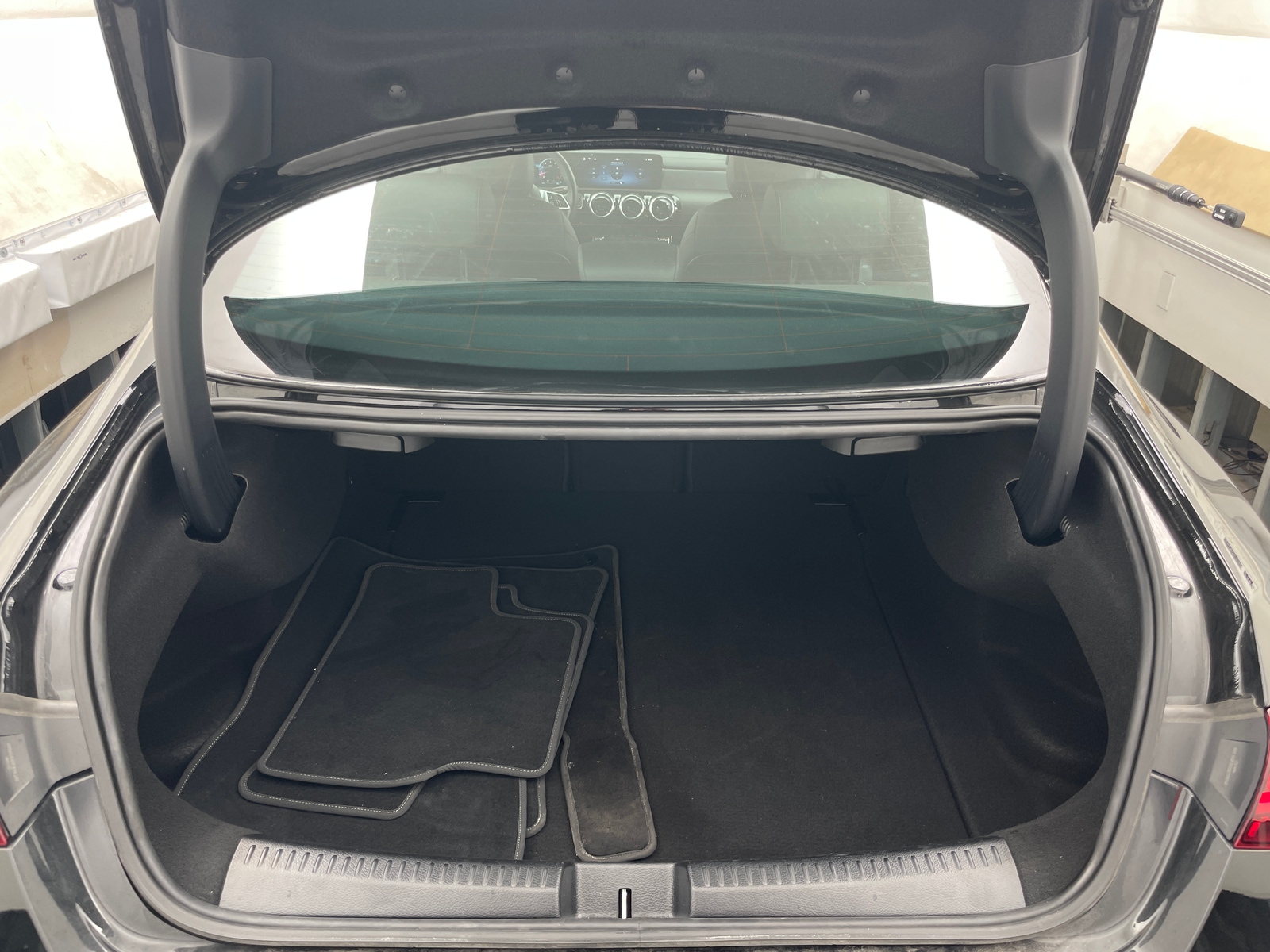 Thumbnail: 2025 Mercedes-Benz CLA - 6