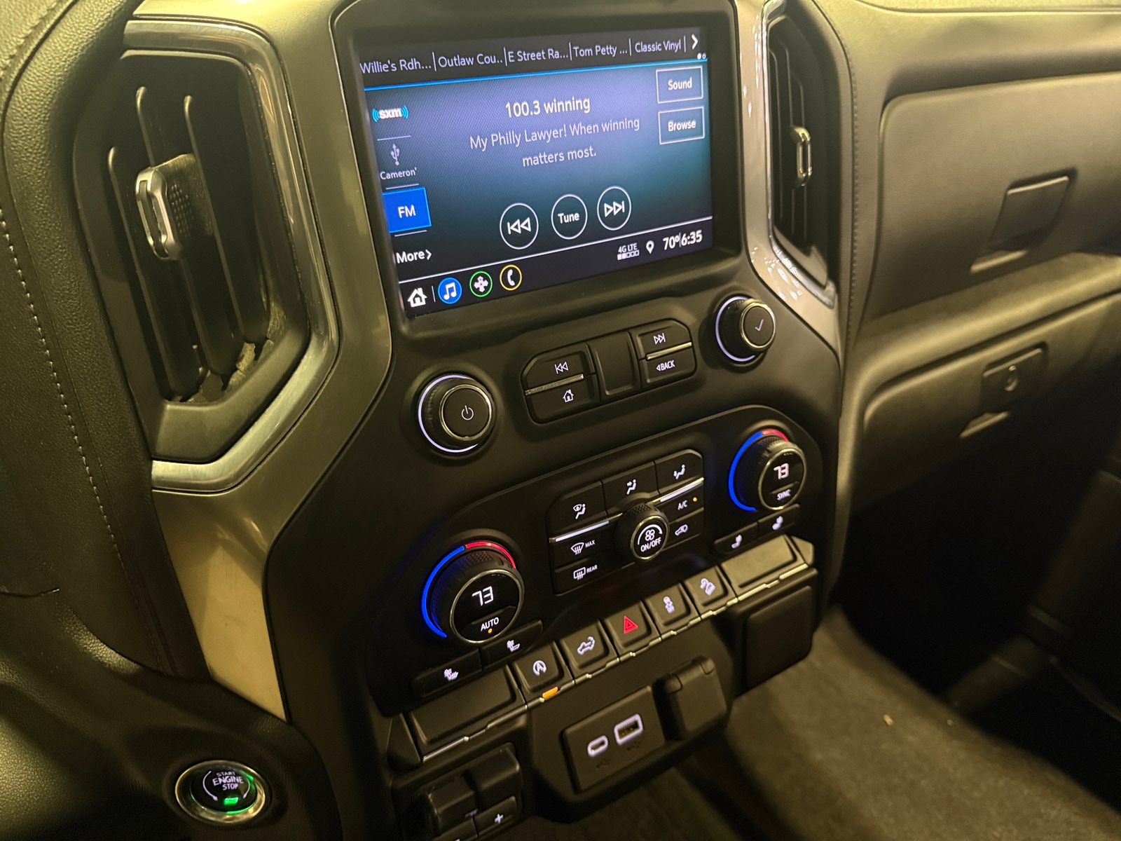 Thumbnail: 2021 Chevrolet Silverado 1500 - 4