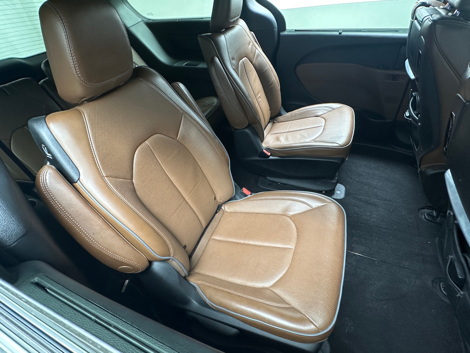 Thumbnail: 2020 Chrysler Pacifica - 5
