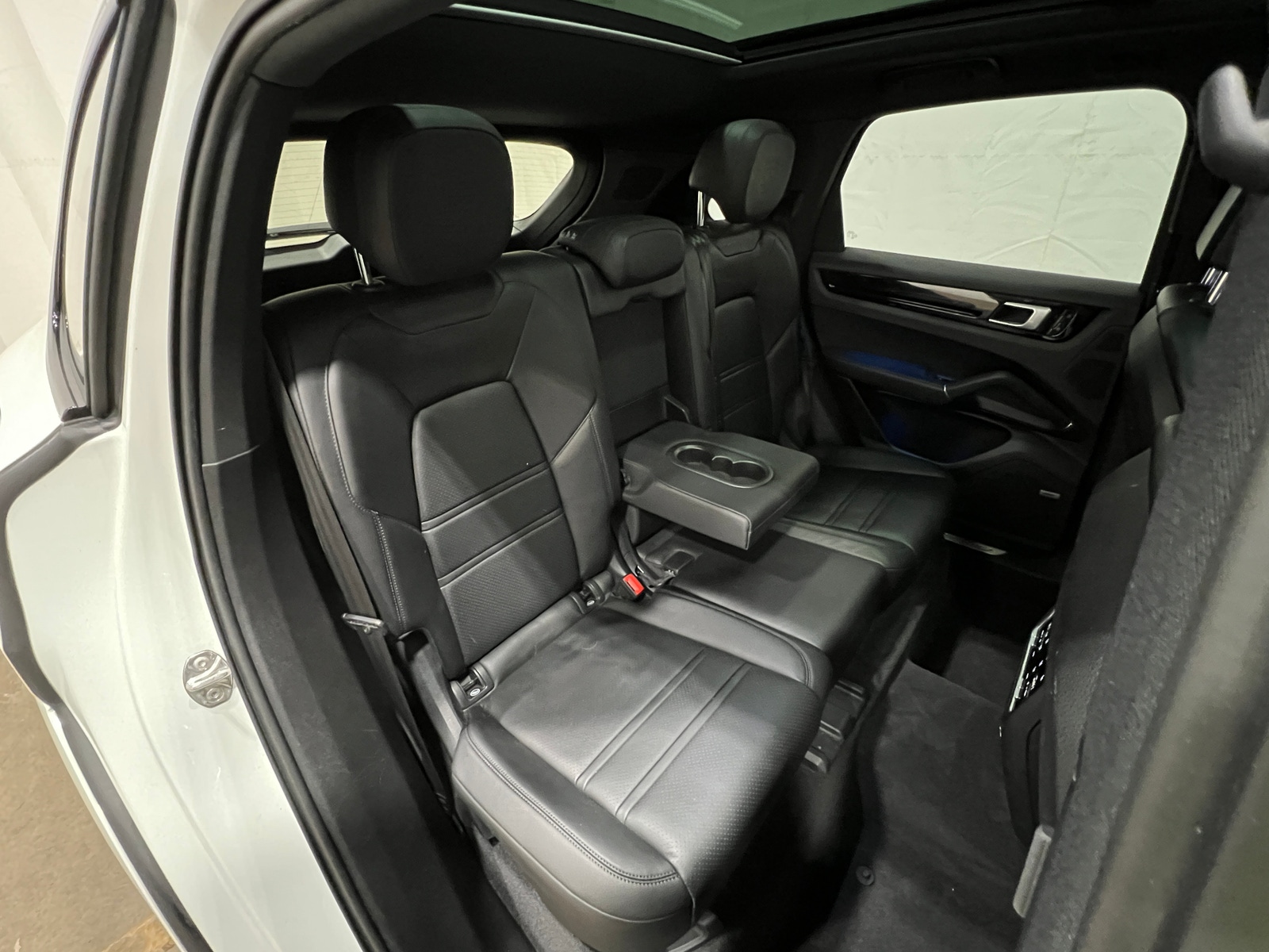 Thumbnail: 2020 Porsche Cayenne - 5