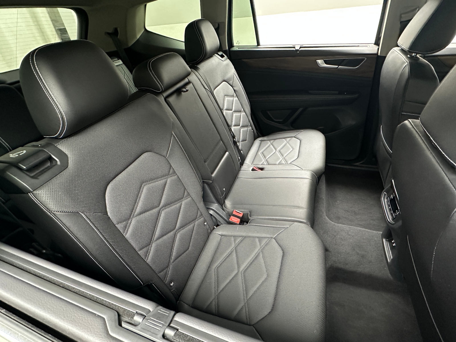 Thumbnail: 2025 Volkswagen Atlas - 5
