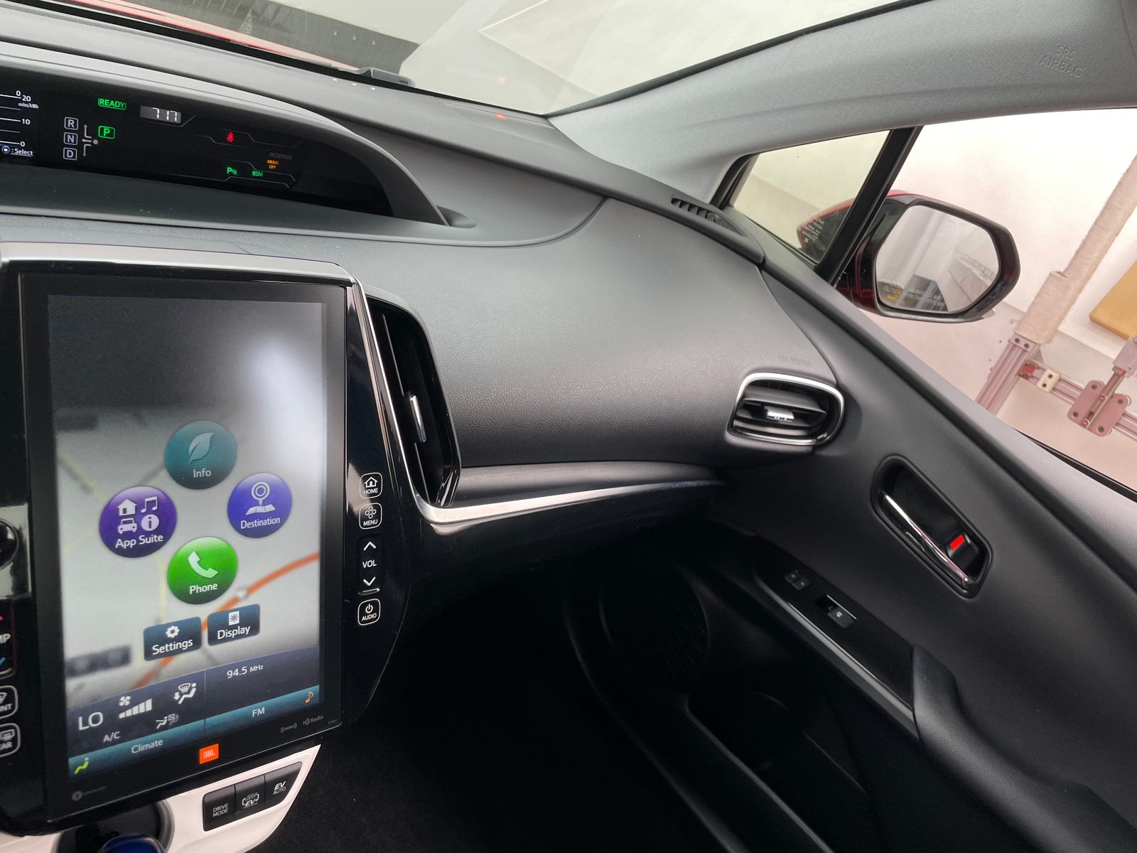 Thumbnail: 2018 Toyota Prius Prime - 3