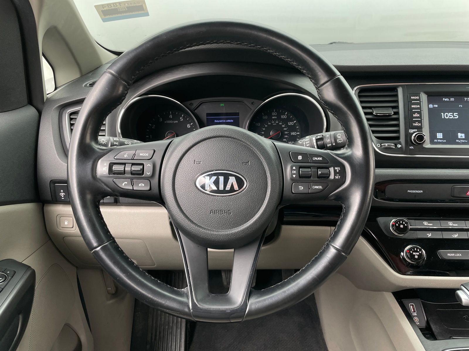 Thumbnail: 2020 Kia Sedona - 4