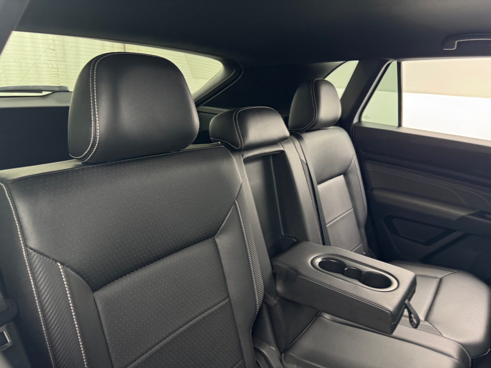 Thumbnail: 2022 Volkswagen Atlas - 5