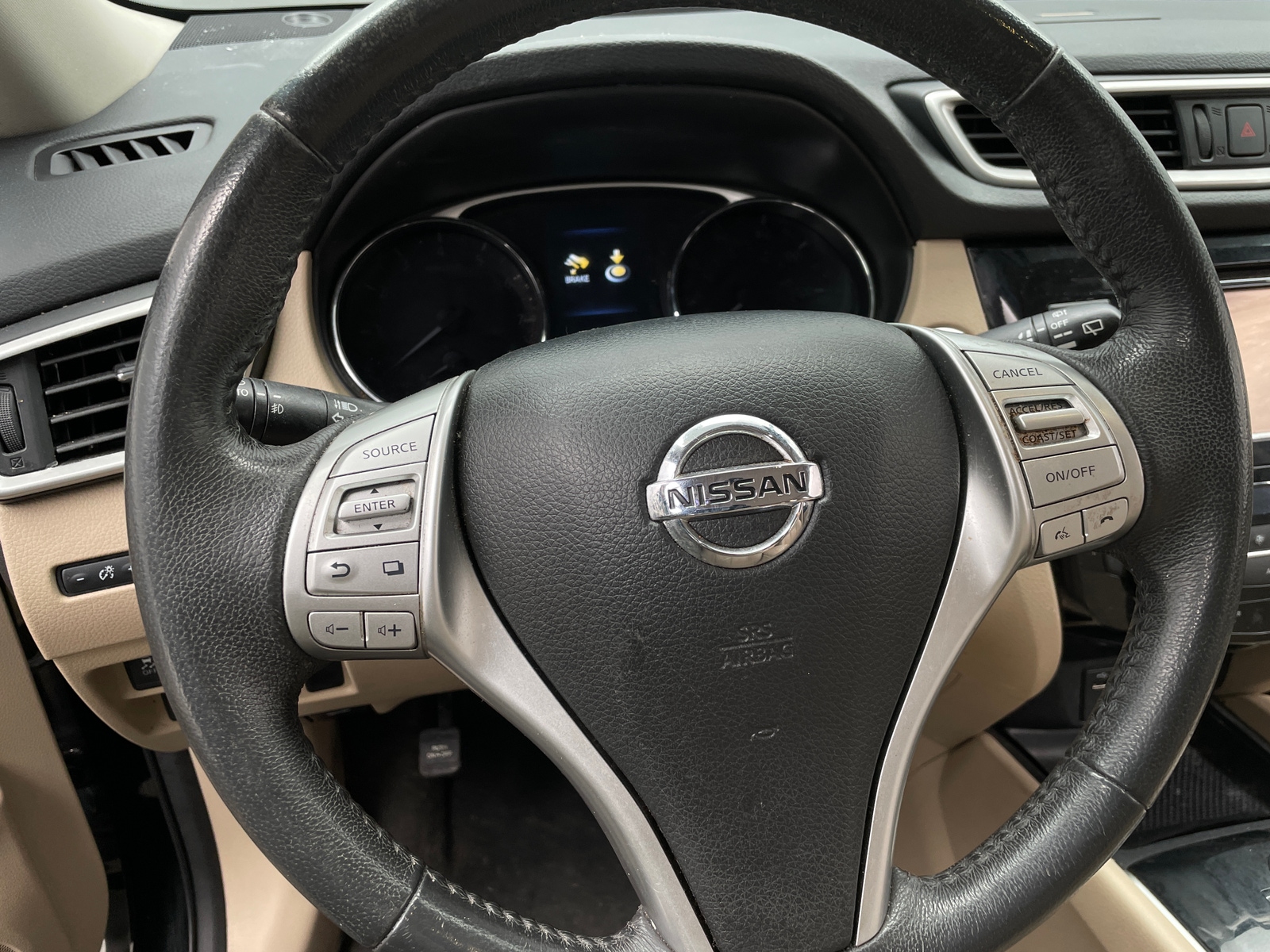 Thumbnail: 2016 Nissan Rogue - 4