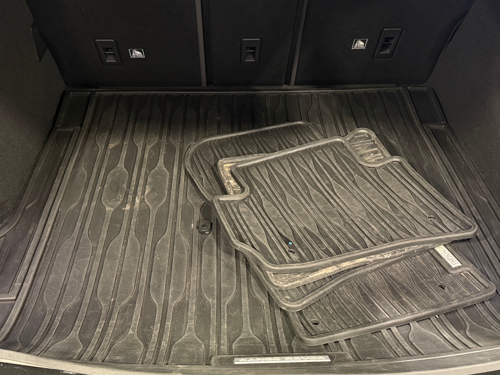 Thumbnail: 2019 Land Rover Range Rover Velar - 6