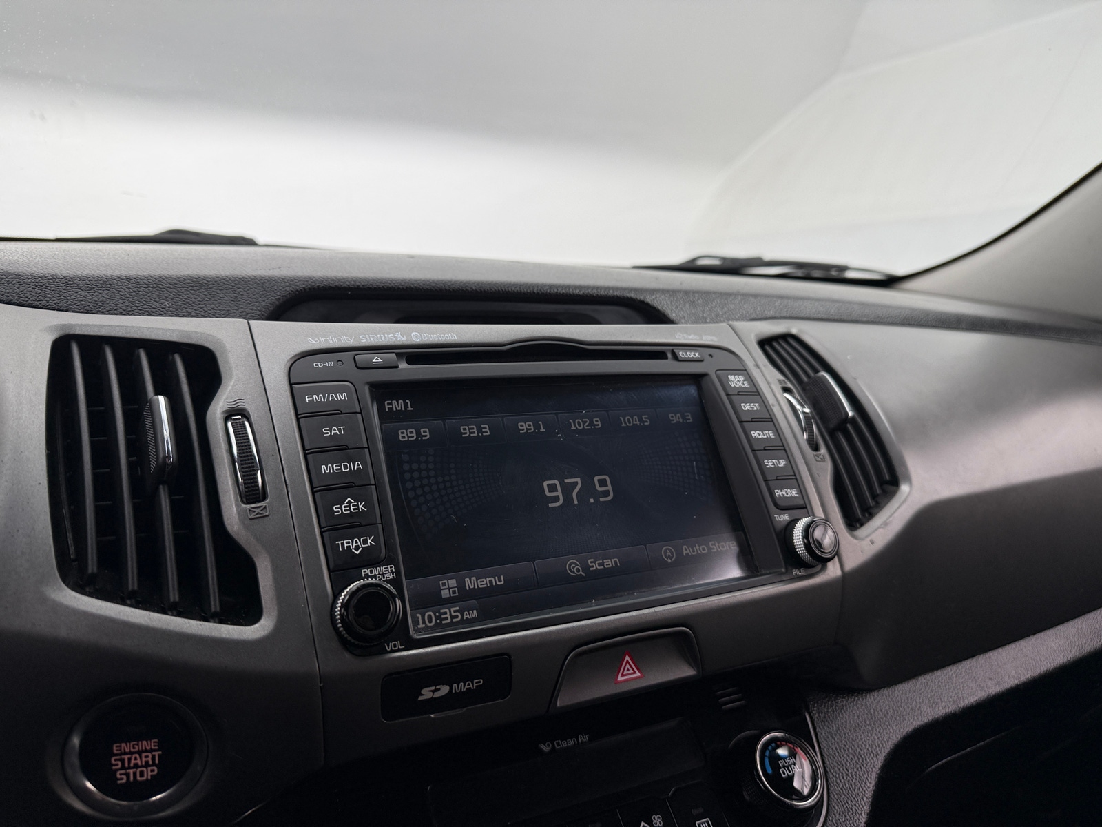 Thumbnail: 2014 Kia Sportage - 3