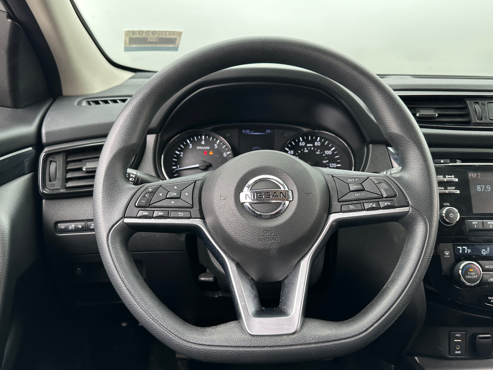 Thumbnail: 2017 Nissan Rogue Sport - 5