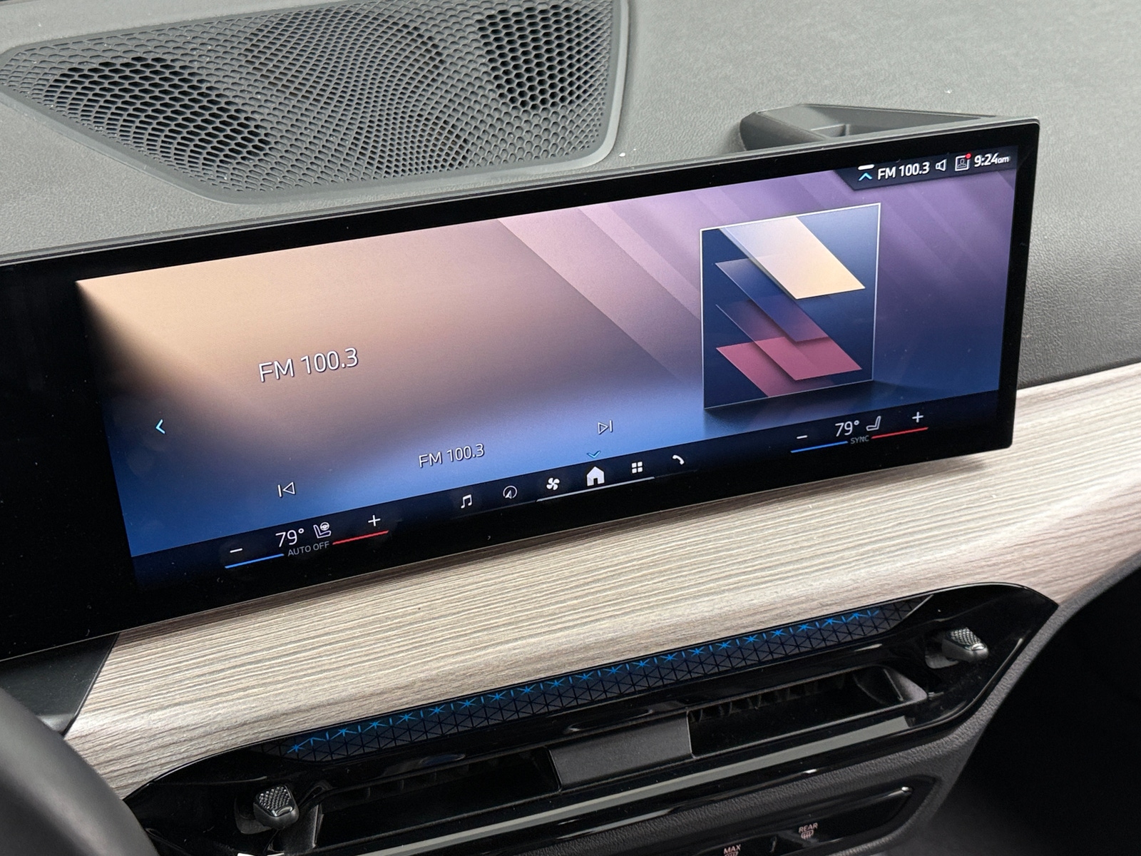 Thumbnail: 2025 BMW i4 - 3