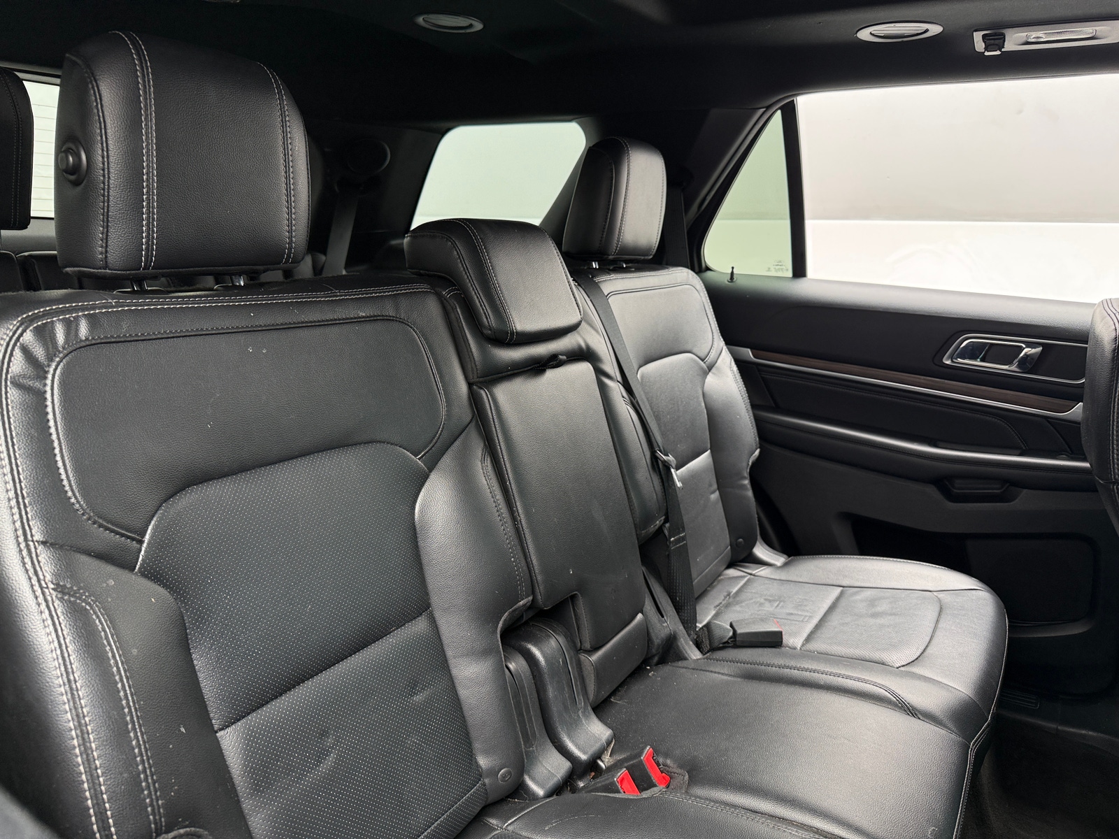 Thumbnail: 2016 Ford Explorer - 5