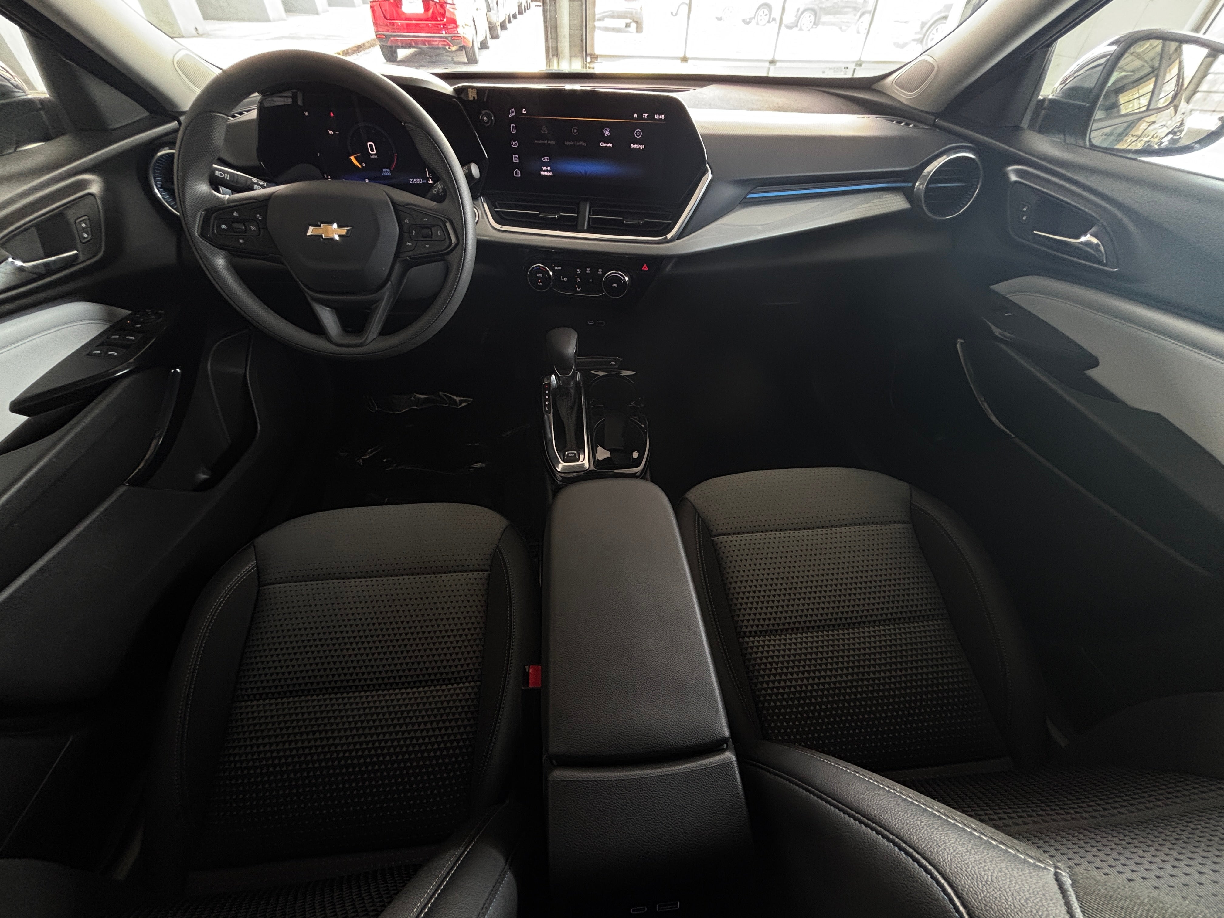 Thumbnail: 2025 Chevrolet Trax - 3