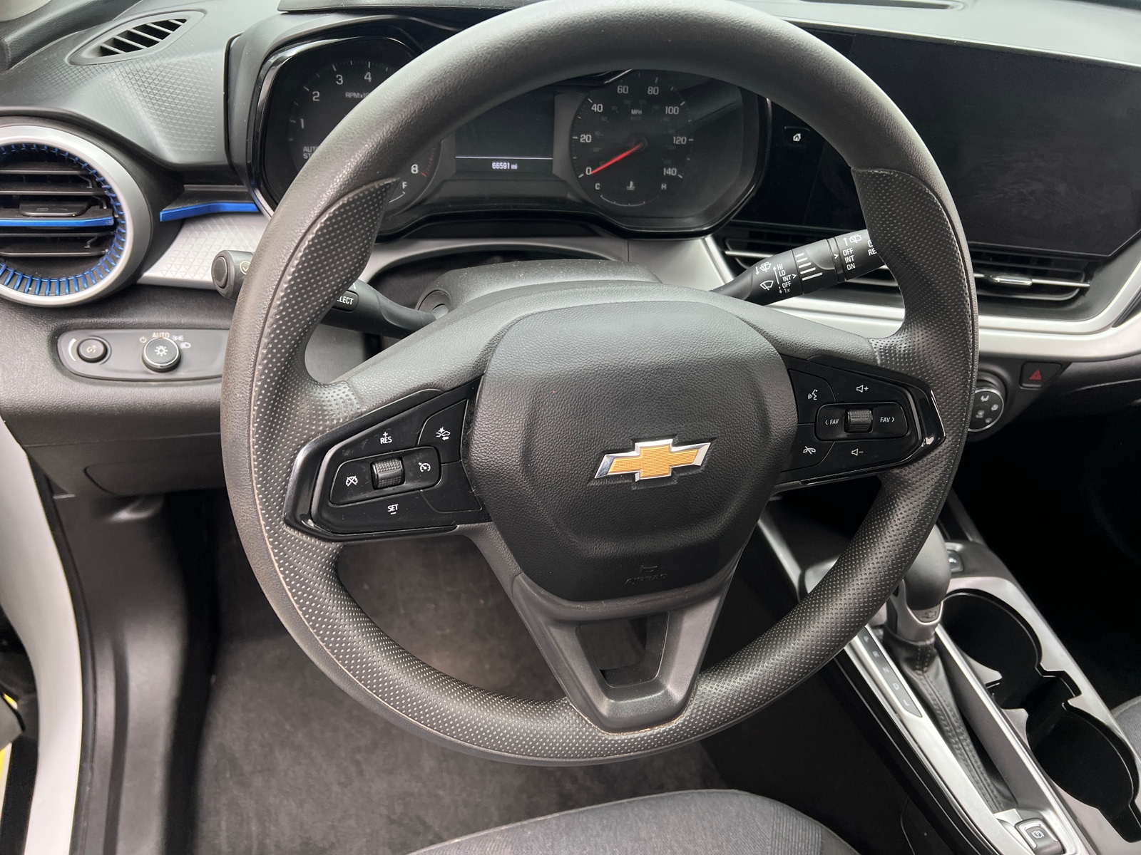 Thumbnail: 2024 Chevrolet Trax - 5