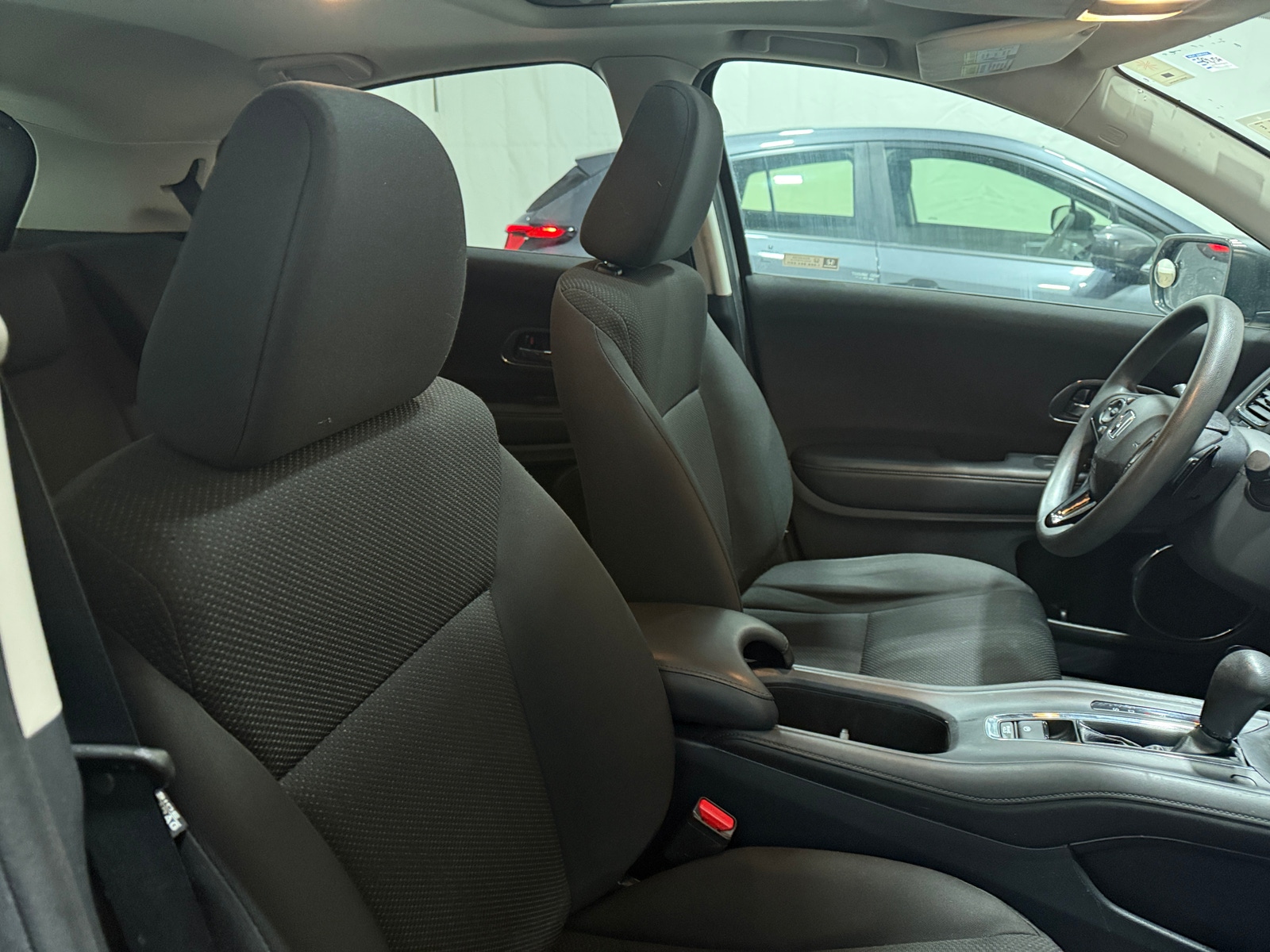 Thumbnail: 2018 Honda HR-V - 2