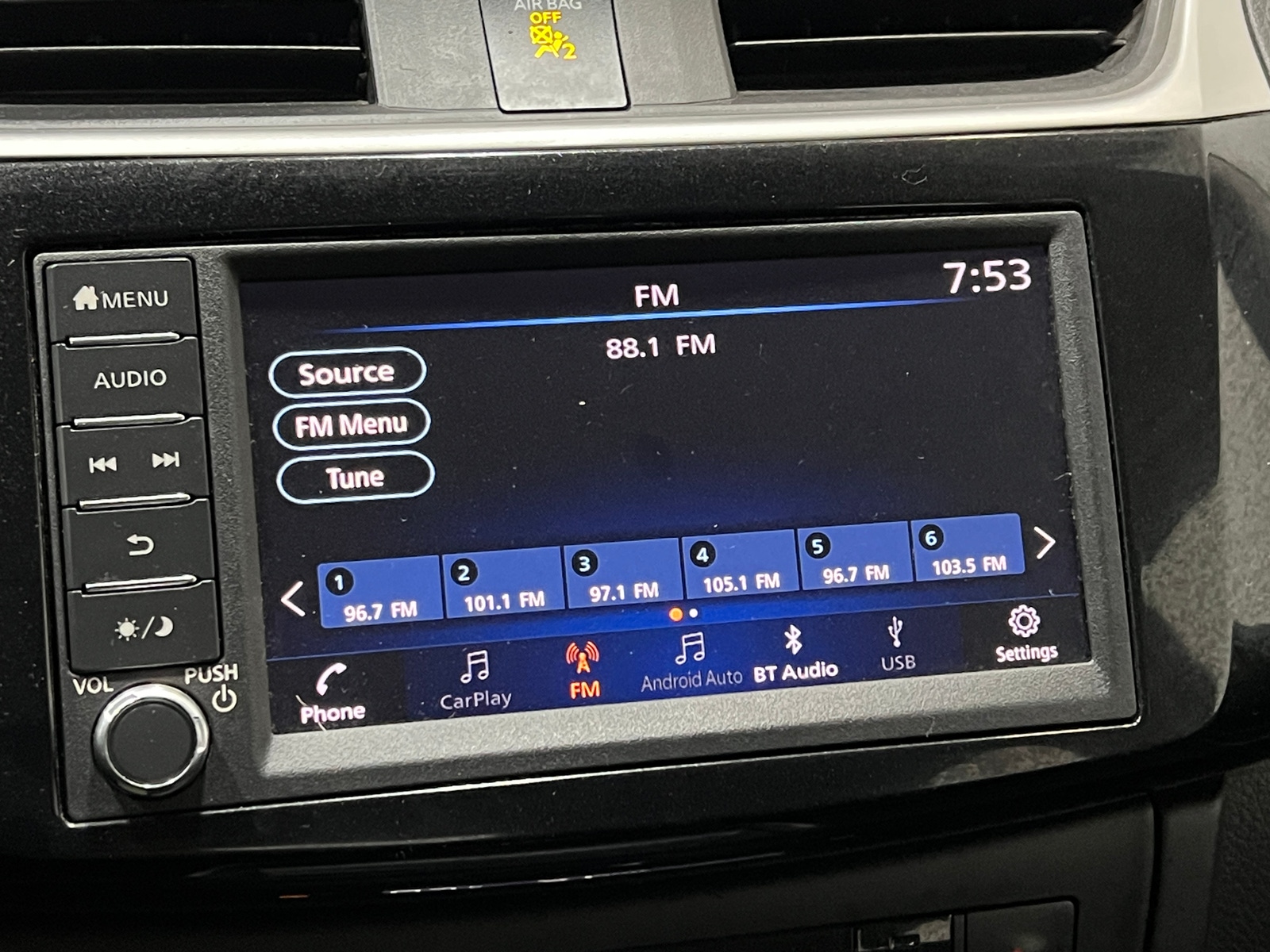 Thumbnail: 2019 Nissan Sentra - 4