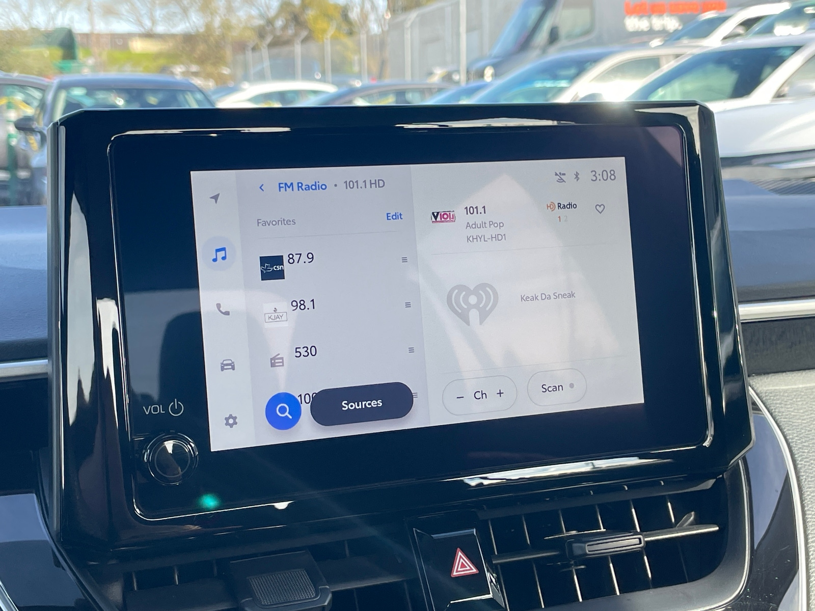 Thumbnail: 2025 Toyota Corolla - 4