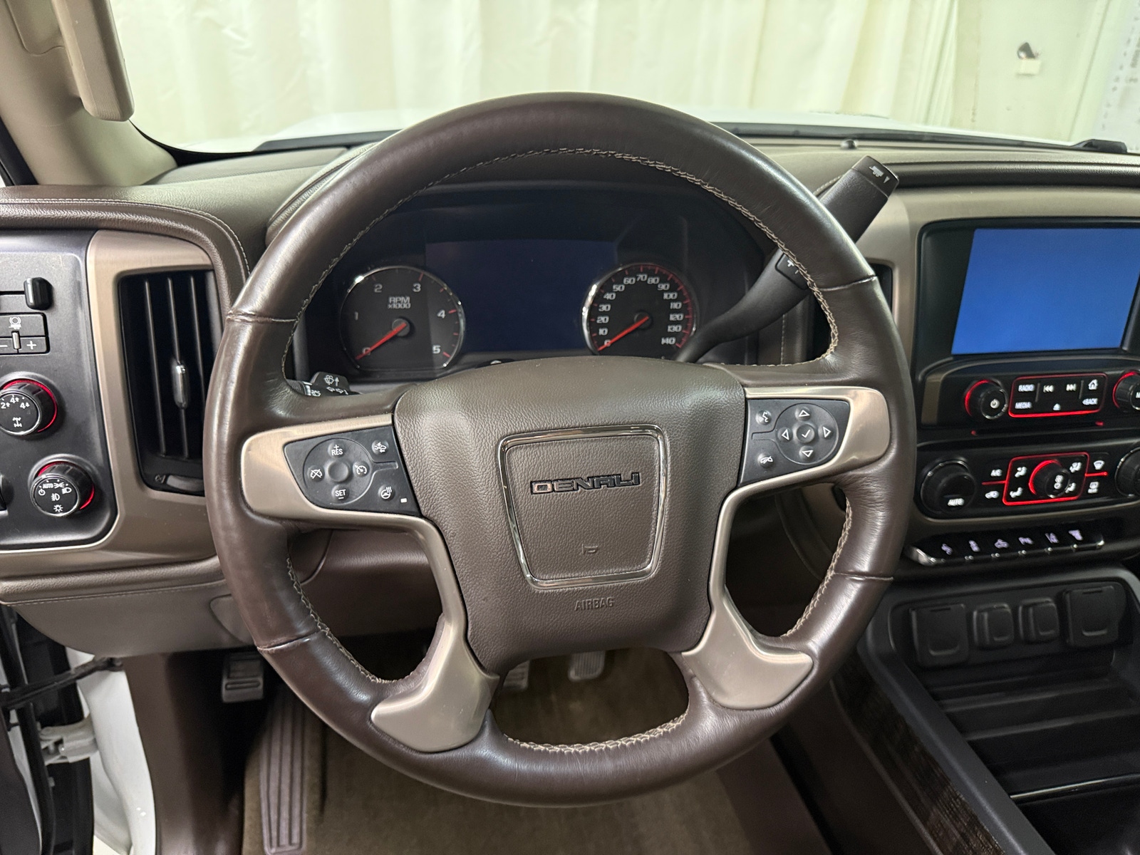 Thumbnail: 2016 GMC Sierra 2500 - 4