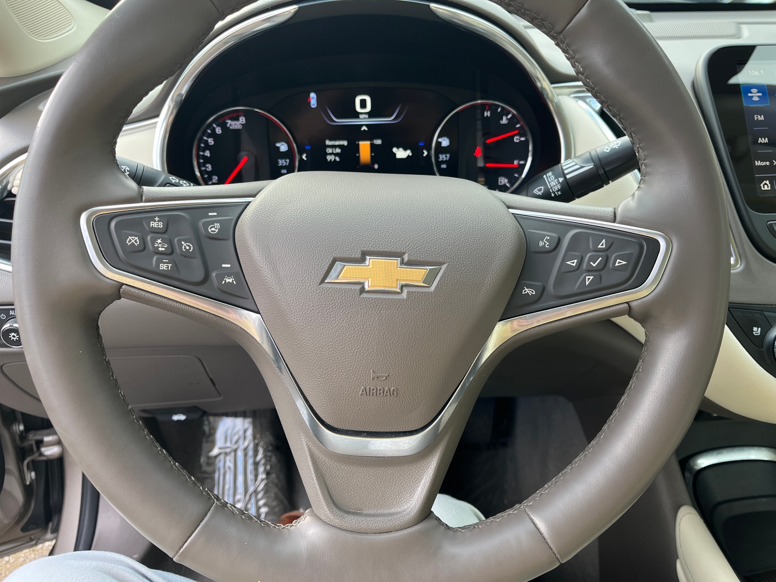 Thumbnail: 2024 Chevrolet Malibu - 4