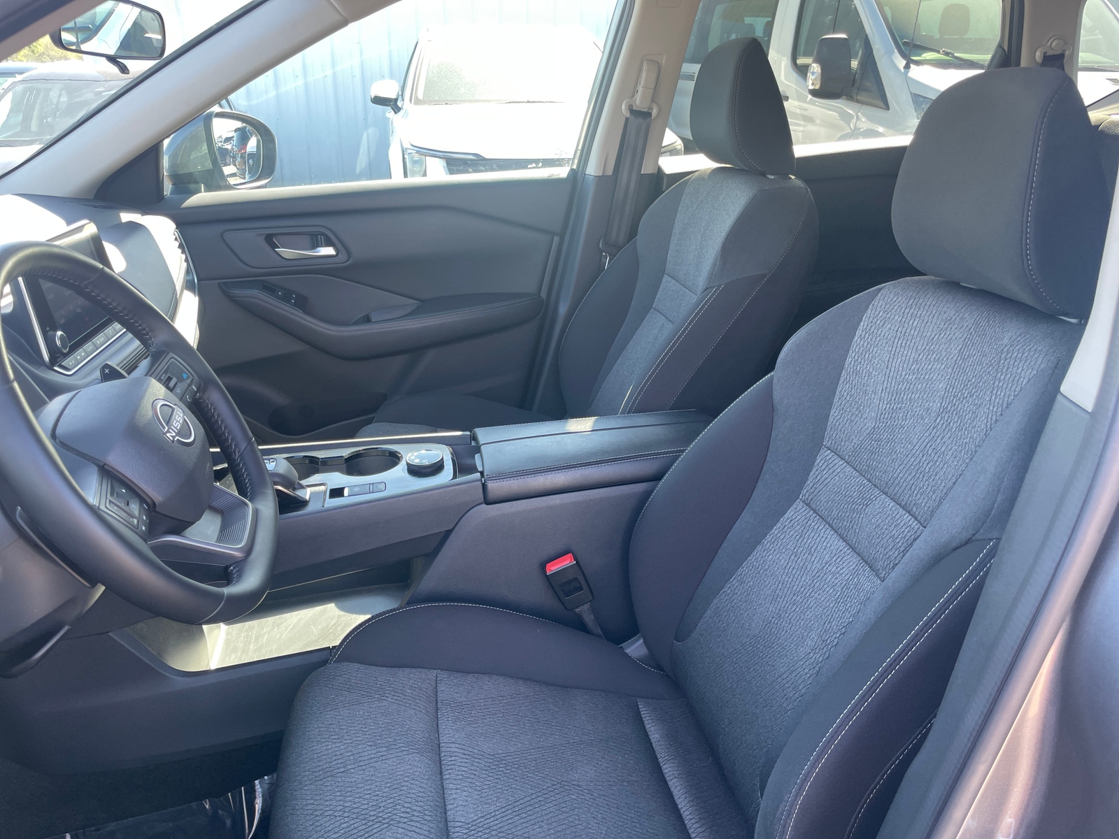 Thumbnail: 2025 Nissan Rogue - 2